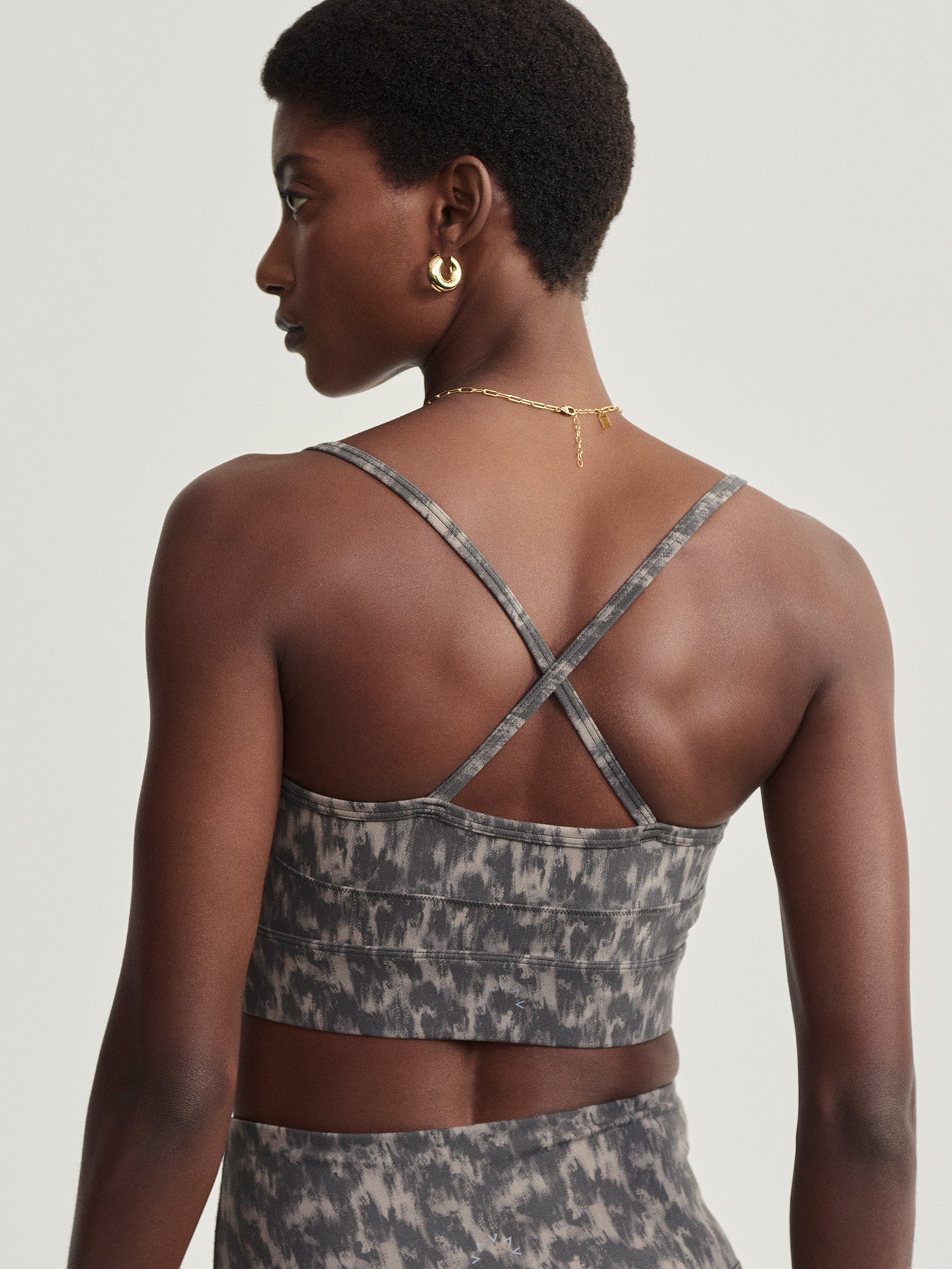 Varely Move Irena Bra - Abstract Motion Texture Wireless Comfortable Sports Bra for Women - Perfect for Yoga, Running & Gym Workouts