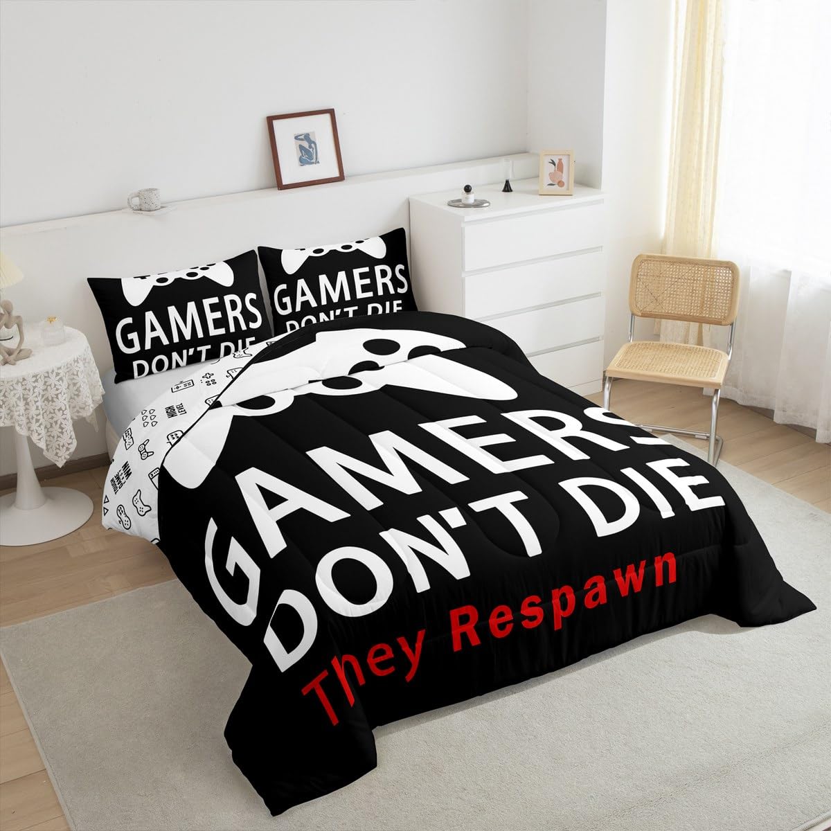 Erosebridal Reversible Gamepad Print Queen Gaming Comforter Set for Boys - Modern Gamer Bedding with 2 Pillowcases (Black/White) - Perfect for Kids, Teens & Youth Bedrooms, Gaming Themed Sleepovers & Gamer Decor