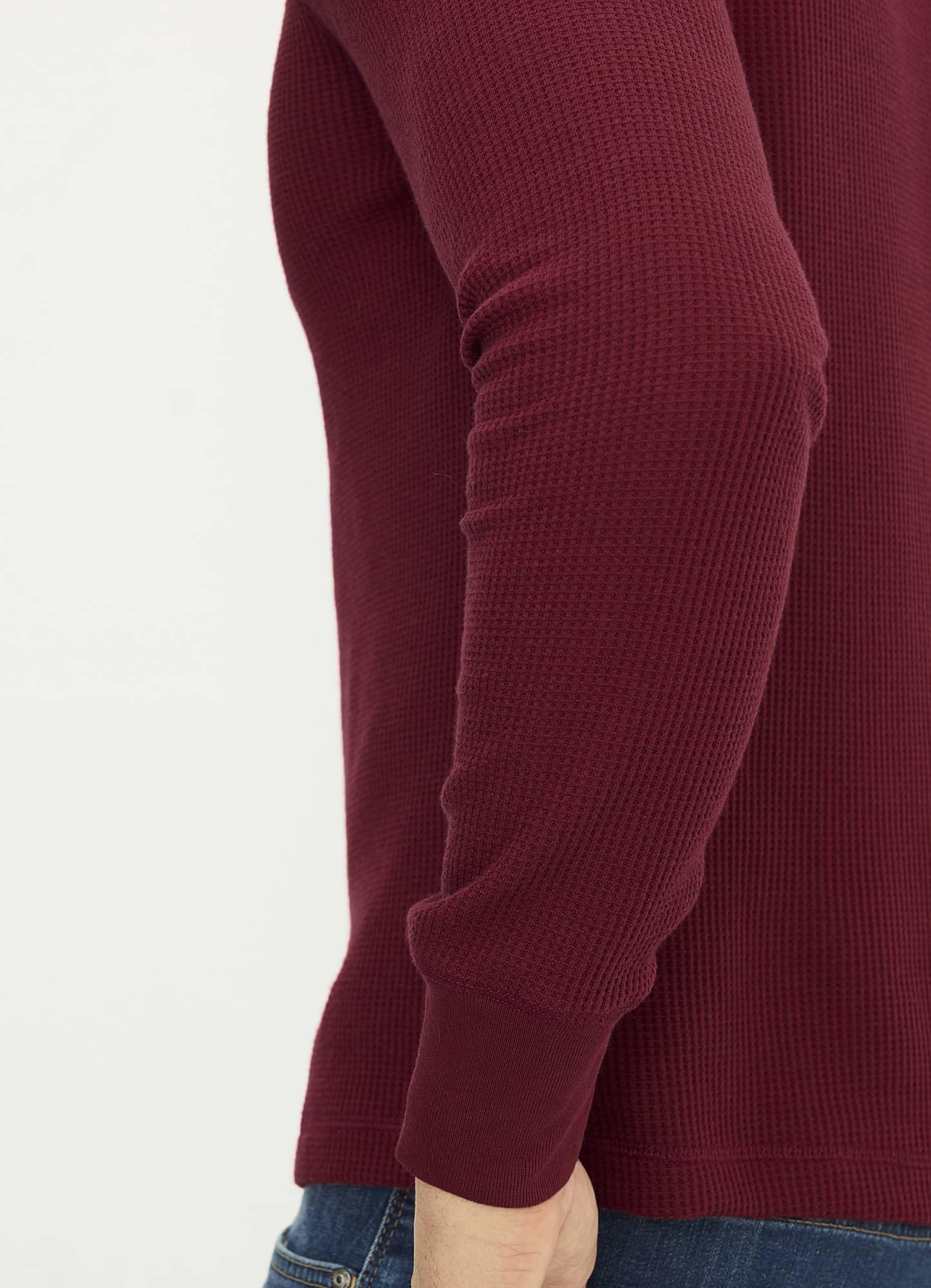 Jockey Men's Baselayer Long Sleeve Waffle Henley Shirt - Thermal Underwear for Cold Weather, Moisture Wicking & Breathable - Perfect for Layering, Hiking, and Winter Sports