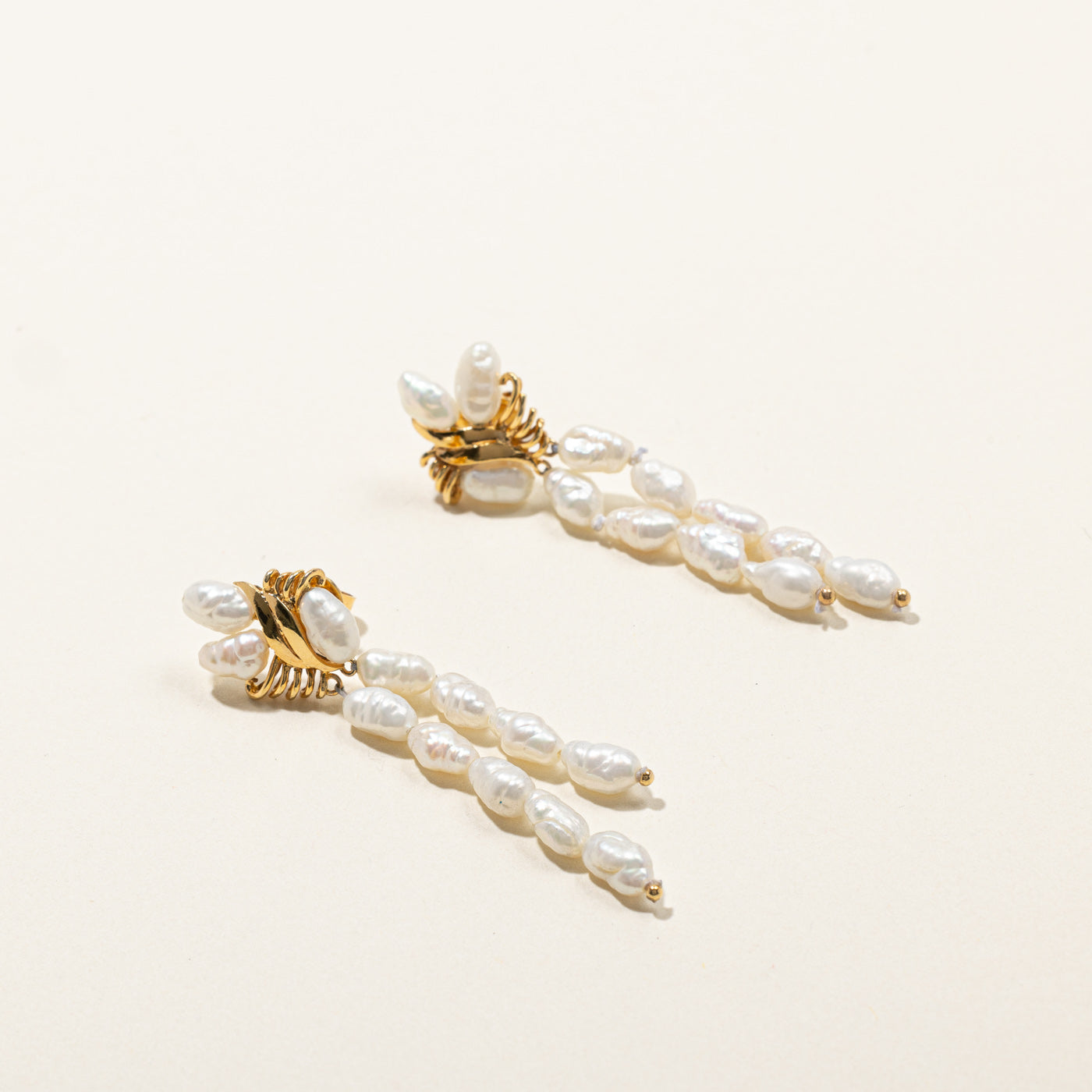 Exquisite Baroque Pearl Drop Earrings for Women - Vintage Style Handmade Jewelry - Perfect for Weddings, Parties & Special Occasions