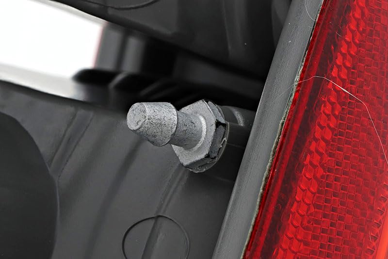 Toyota Tundra 2005-2006 Tail Lights Set - Compatible with Regular & Access Cab Models - Driver & Passenger Side Replacement Lamps - Perfect for Night Driving & Vehicle Upgrades