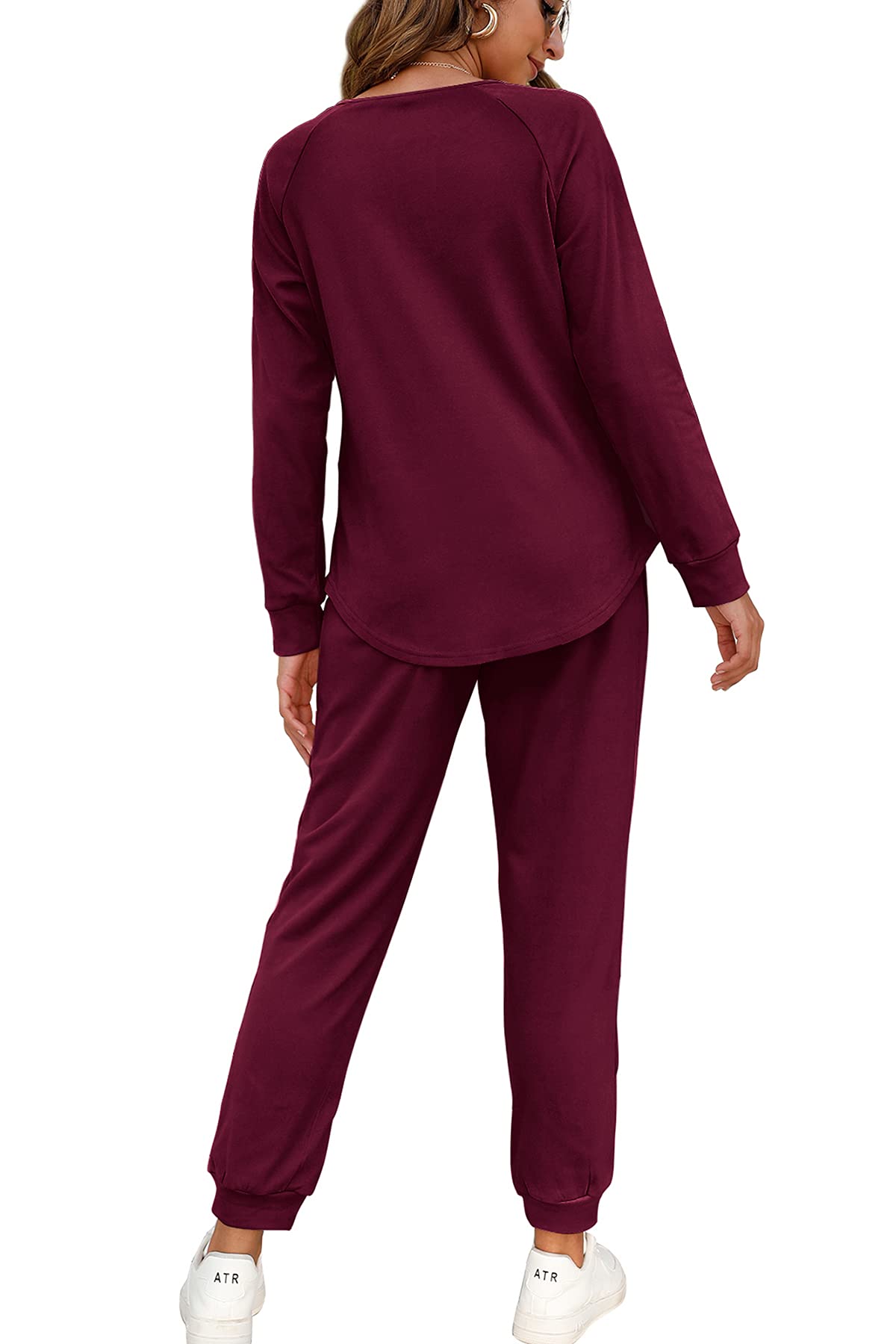 WIHOLL Women's 2-Piece Lounge Set - Button Down Sweatshirt & Sweatpants with Pockets | Casual Outfit for Home, Travel & Relaxation | Soft Comfortable Sweatsuit for Women