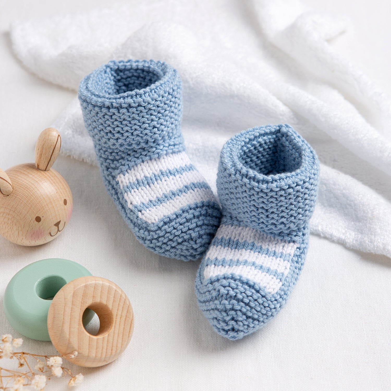 Soft Baby Cotton Striped Booties Knitting Kit - DIY Handmade Newborn Socks for Boys & Girls - Perfect for Gifts, Baby Showers & Winter Footwear