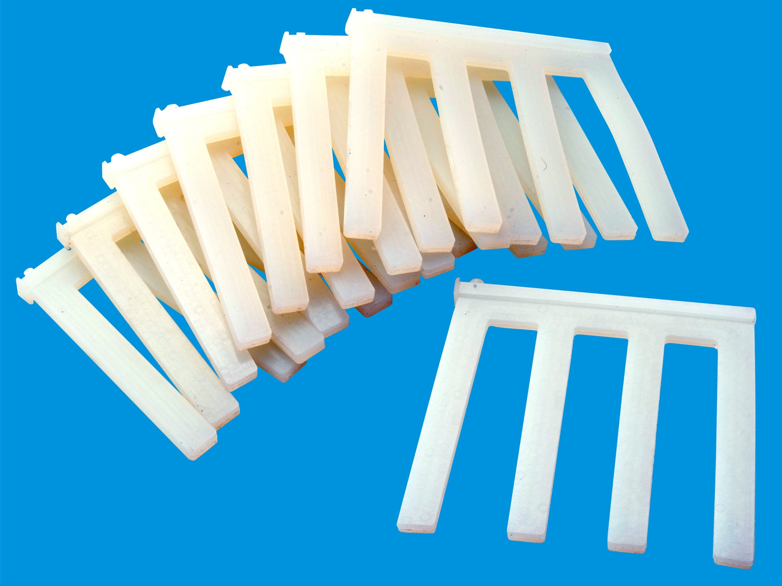 The Clean Cut M-9000S 19-Inch Bowl Leaf Trimmer Replacement Silicone Fingers (White) - Perfect for Trimming and Harvesting Cannabis, Hemp, and Herbs - Ideal for Indoor & Outdoor Growers