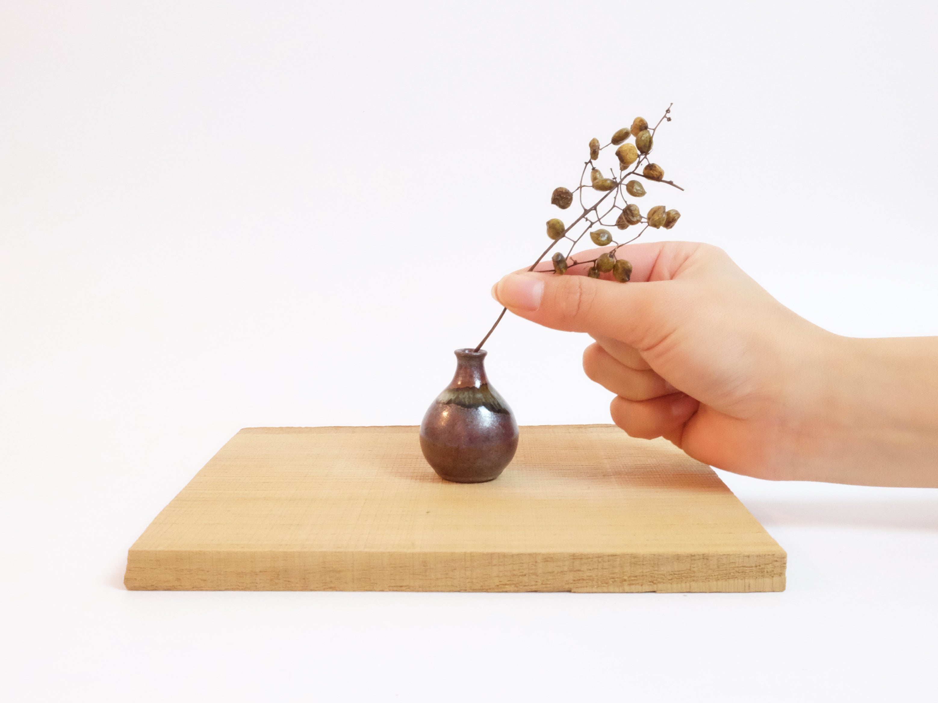 Shinya Take Ceramic Buds Vase - Minimalist Floral Arrangement Centerpiece for Home Decor, Wedding Table Settings & Boho Style Interiors