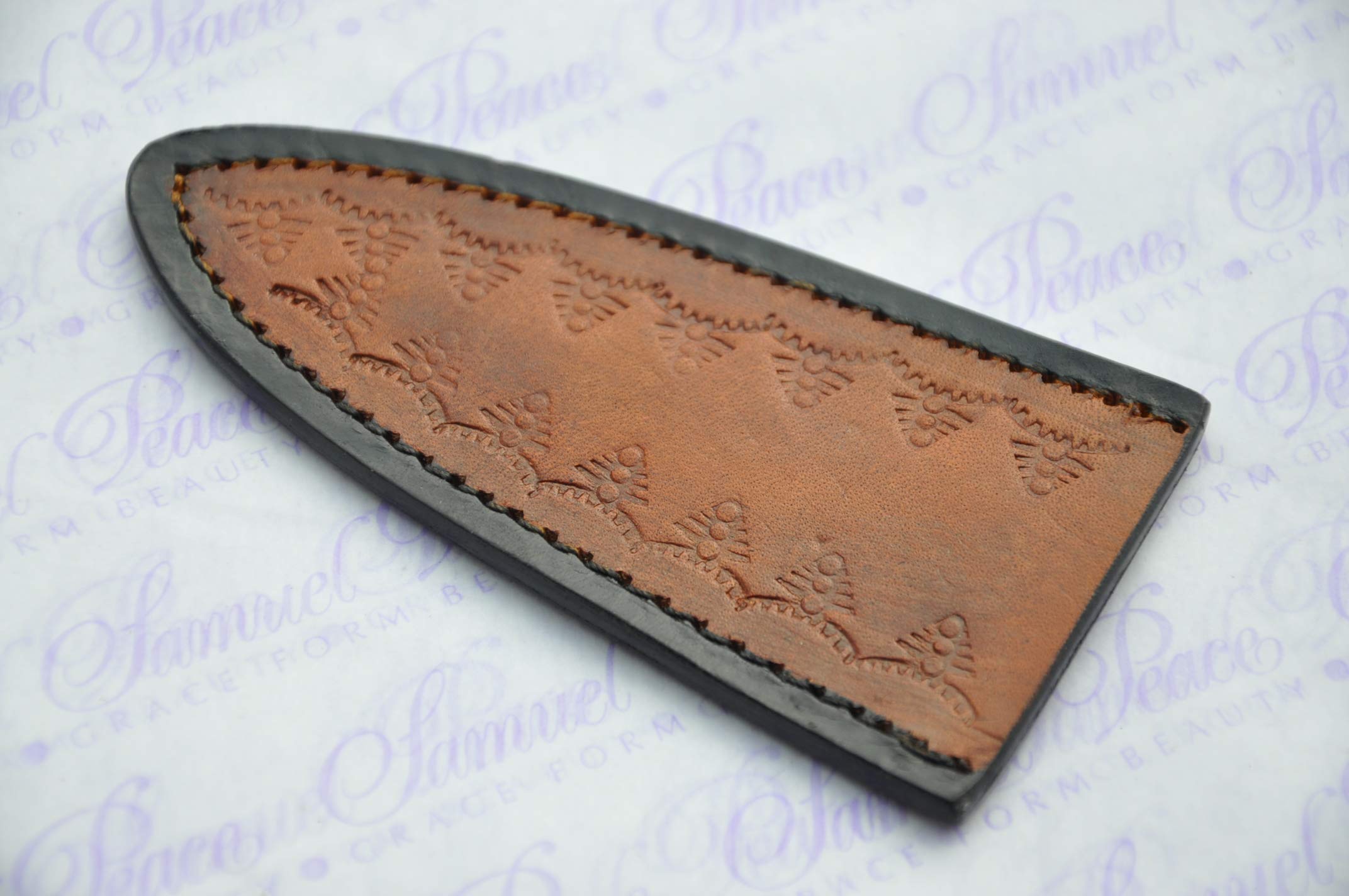 Premium Pakka Wood Sgian Dubh with Damascus Steel Blade - Handcrafted in Sheffield England - Includes Leather Sheath & Gift Box - Perfect for Scottish Weddings, Highland Dress & Collectors
