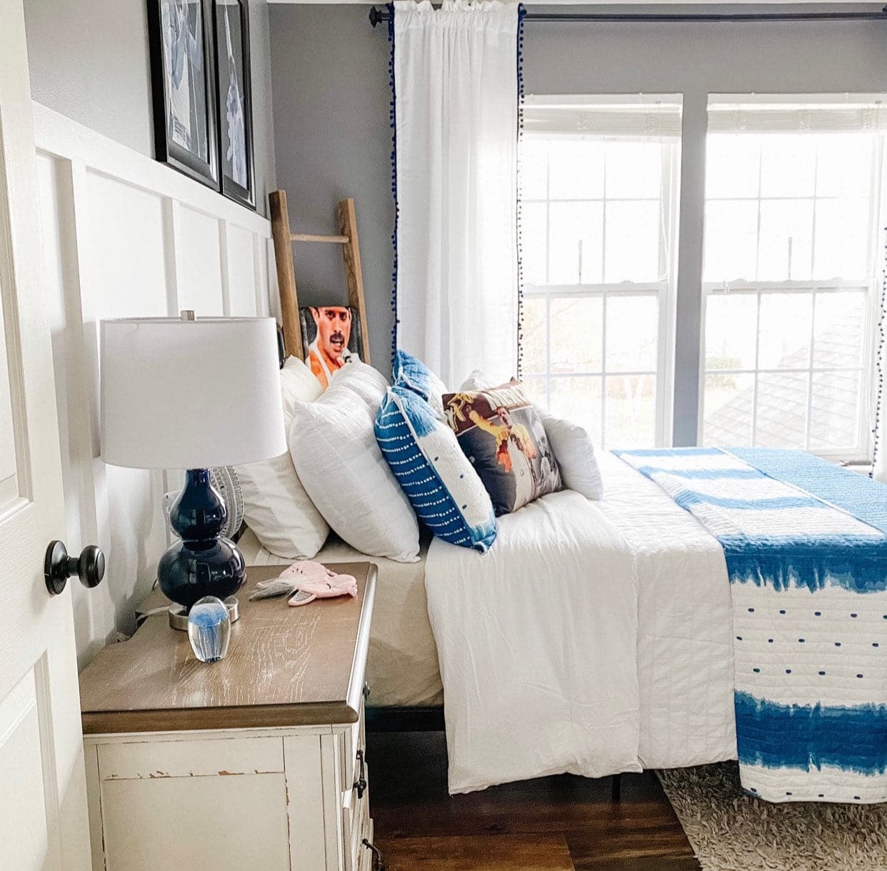Farmhouse Seersucker 5-Piece Comforter Set - Queen Size, Soft & Breathable Bedding Set with Pillow Shams - Perfect for Cozy Bedroom Decor & Guest Room Essentials