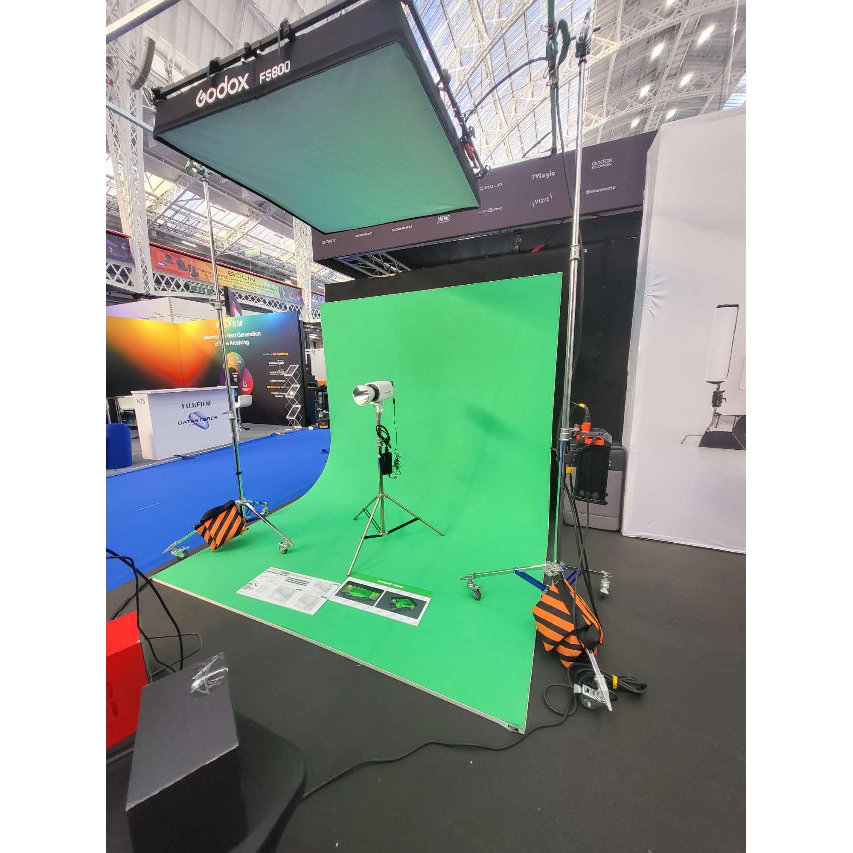 KNOWLED F800R 4x4ft IP54 Waterproof Flexible RGB LED Panel - Professional Cine Lighting for Film Studio, Photography, YouTube Videos & Live Streaming
