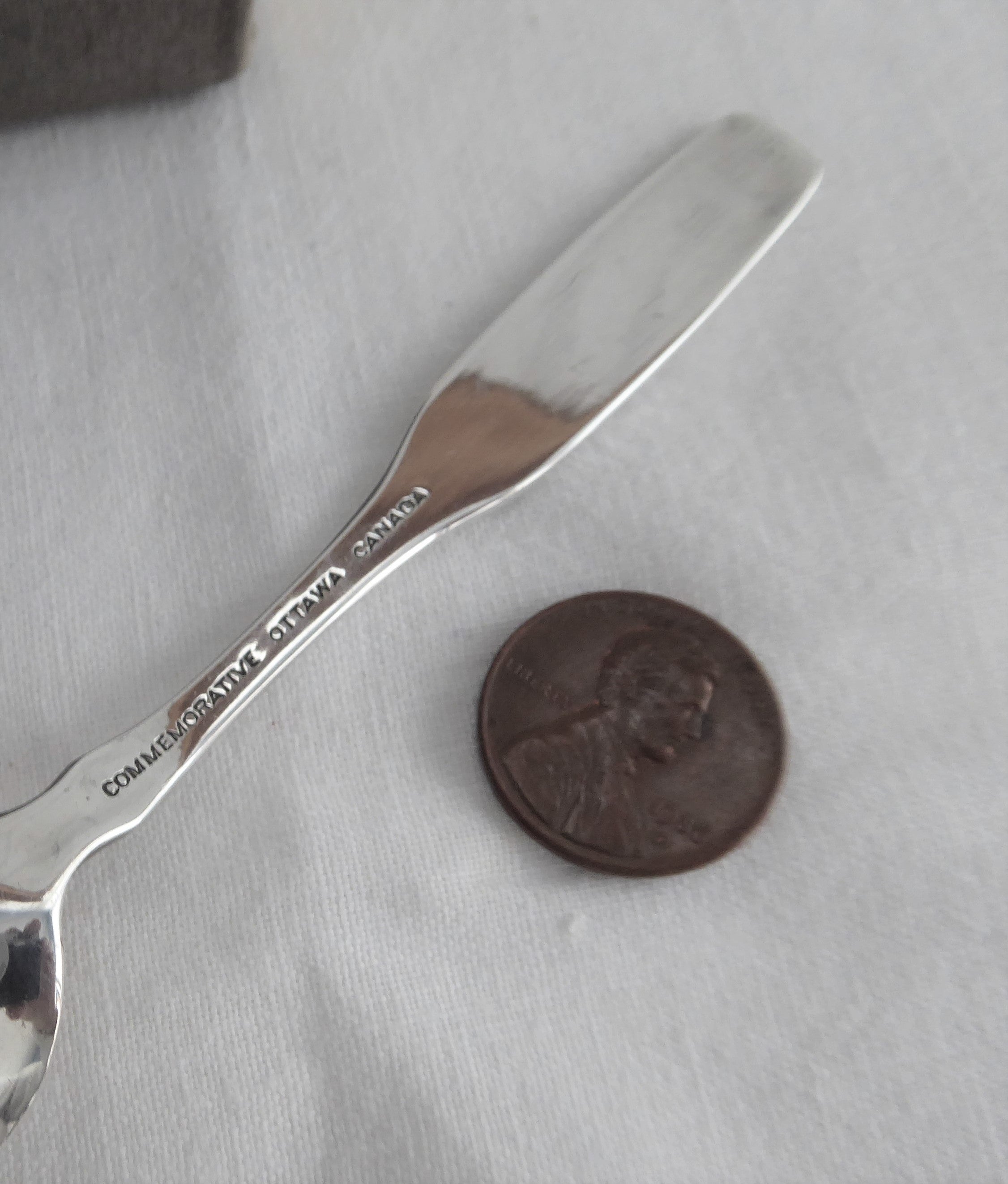 Vintage 1980 Noel Silver Commemorative Coffee Spoon - Engraved with Christmas Bells, Pine & Stars - Perfect for Holiday Gifts, Collectibles & Tea/Coffee Time