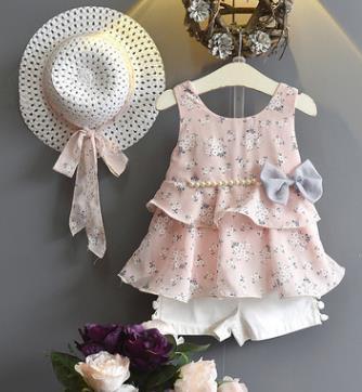 Elegant Bowtique Floral and Pearls Hair Accessory Set for Women | Fast Priority Shipping | Perfect for Weddings, Parties & Special Occasions