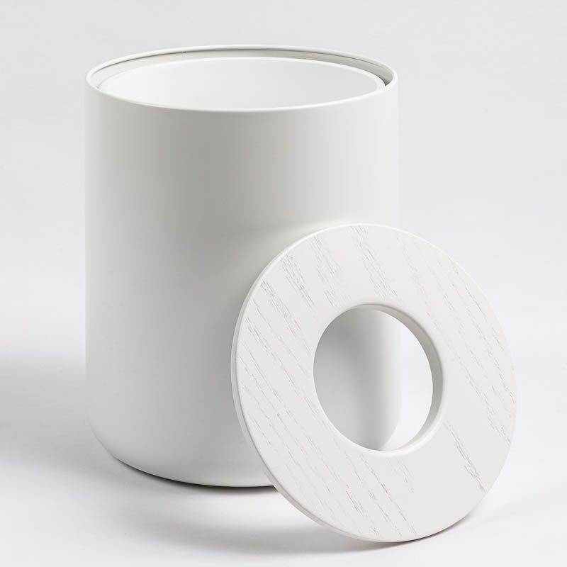 DESIGNSTUFF Round Trash Can - White, 10 Gallon Small Wastebasket for Bathroom, Bedroom, Office & Kitchen | Durable Plastic Bin with Lid