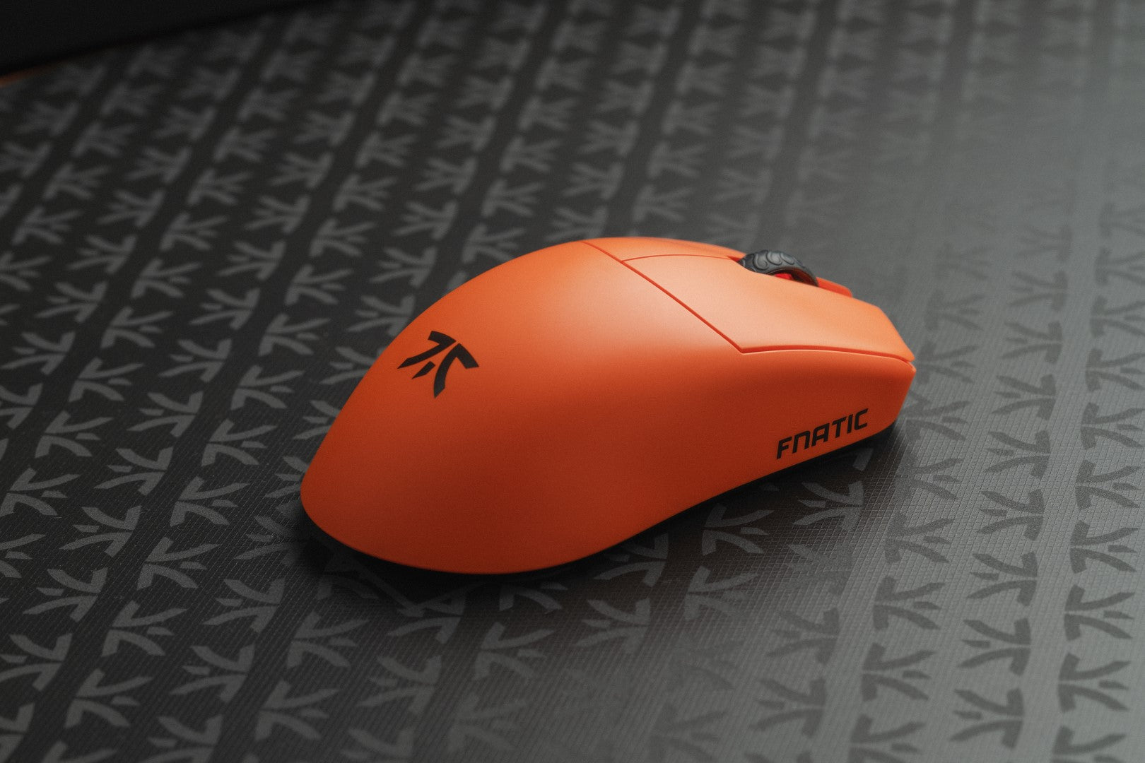 Fnatic x Lamzu Maya X 8K Wireless Gaming Mouse - Ultra Lightweight Esports Mouse with 8K Polling Rate, Optical Switches - Perfect for FPS, MOBA & Competitive Gaming