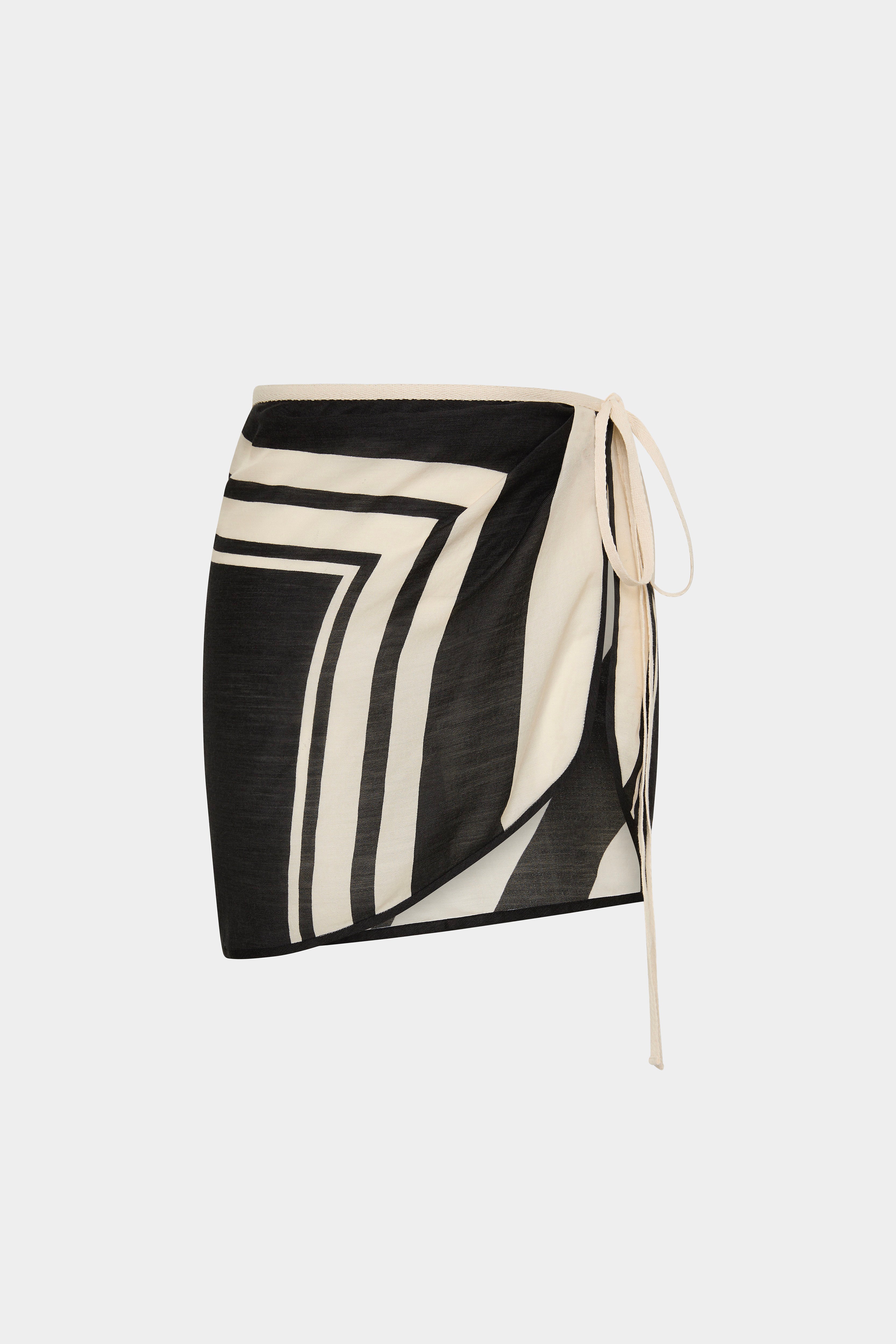 Pietra Sarong Milano Nero - Stylish Italian Wrap Skirt for Women | Perfect for Beach, Vacation, and Summer Outfits