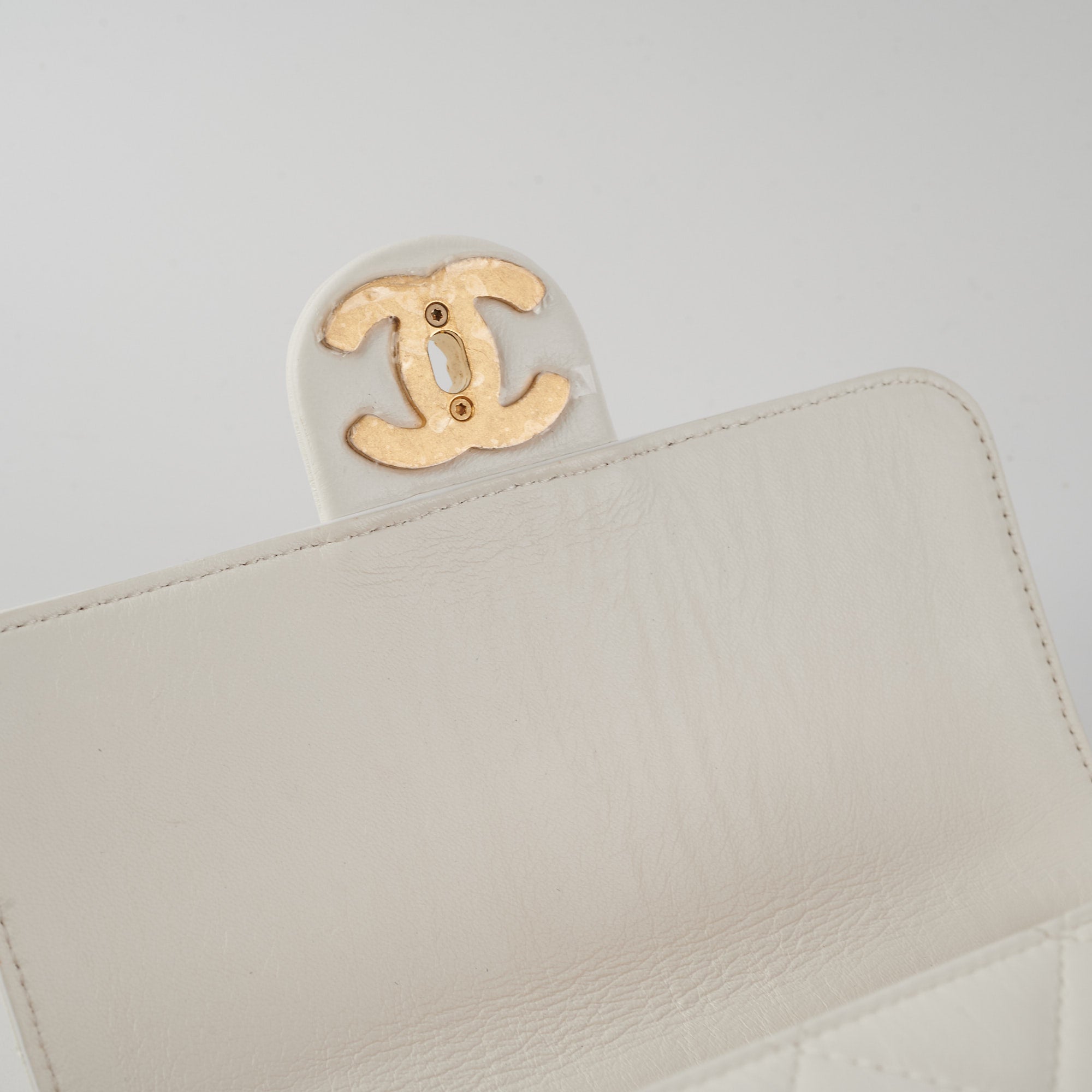 Chanel Classic Flap Bag Lambskin Leather White - Luxury Designer Handbag for Women, Perfect for Parties & Special Occasions