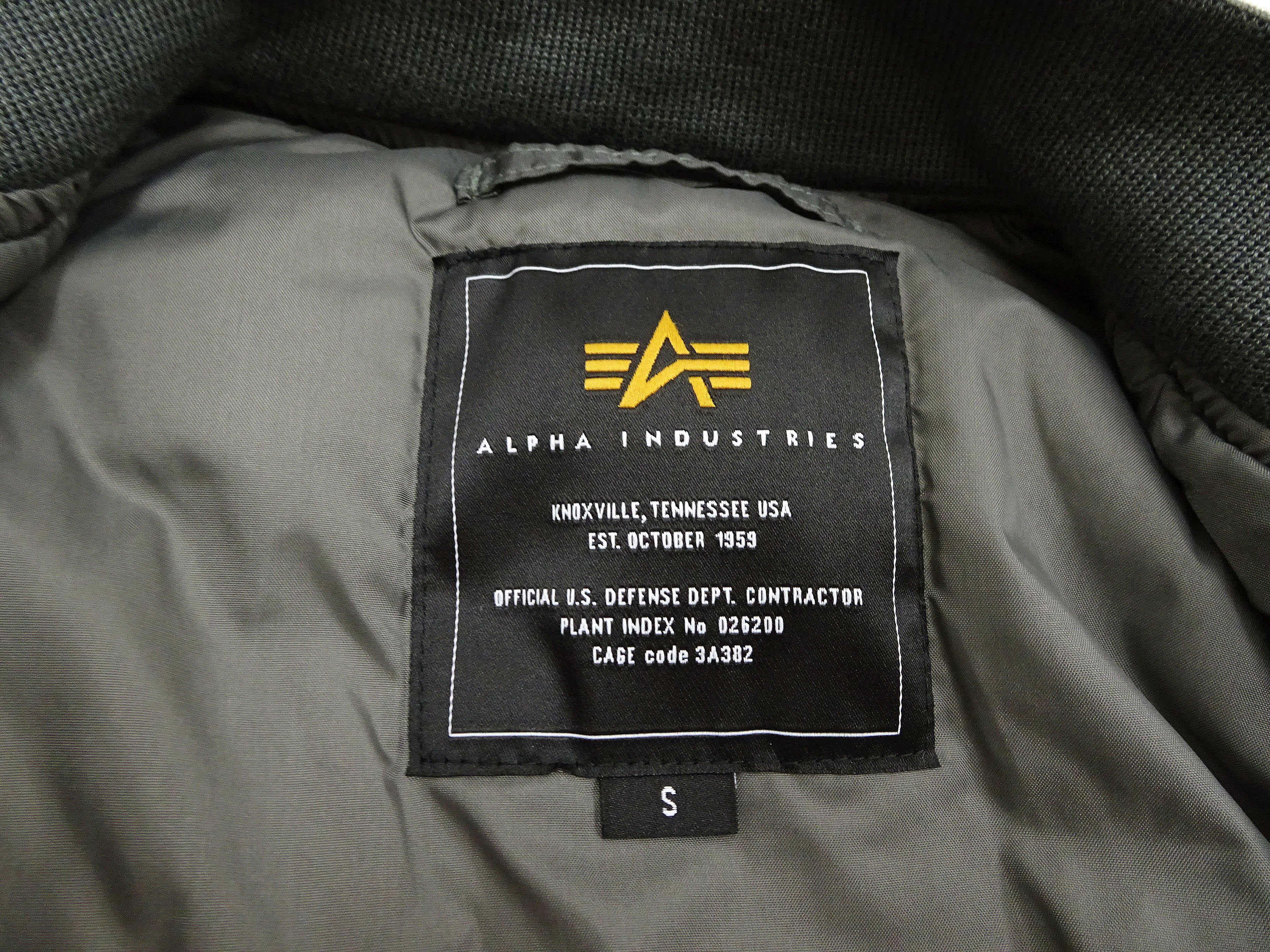 Alpha Industries Lightweight MA-1 Bomber Jacket for Men - Updated Vintage Gray Flight Jacket (TA0720-059) | Casual Wear, Street Style & Outdoor Adventures