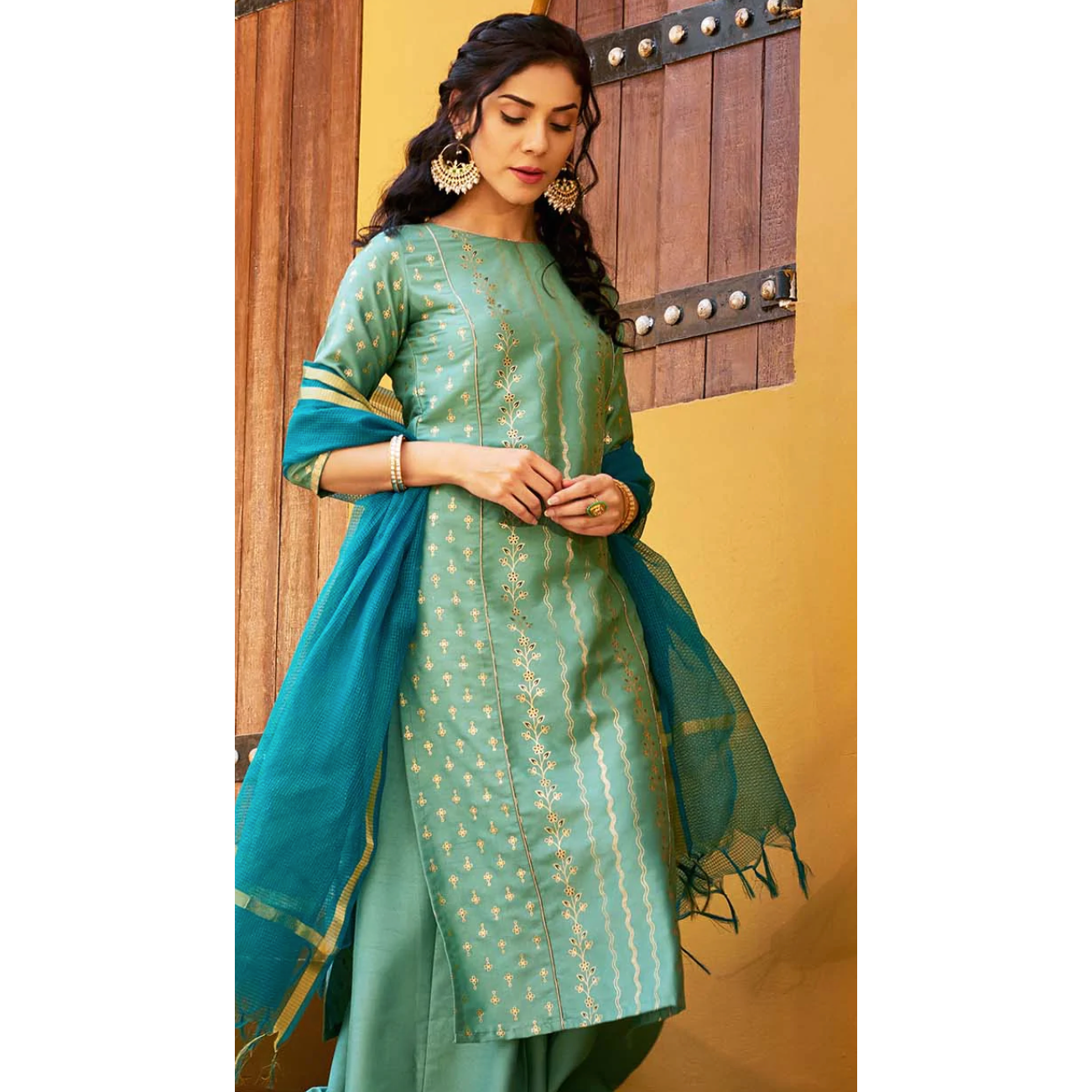 Elegant Silk Kurta Set for Women - Wedding & Party Wear Kurti Outfit - Perfect for Festivals, Bridal Showers & Special Occasions