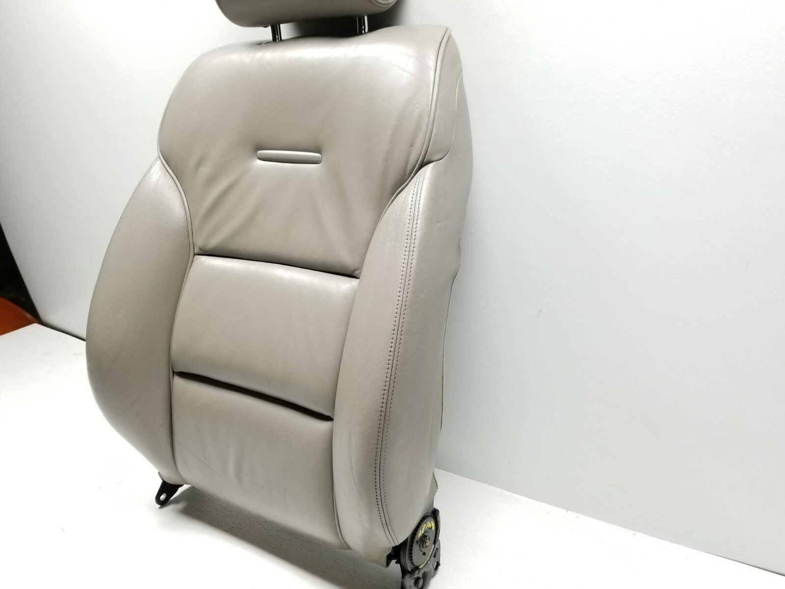 04 09 Audi A8 Front Seat Upper Cushion Right Passenger Side OEM Replacement - Perfect for Car Interior Repair & Comfort Upgrade