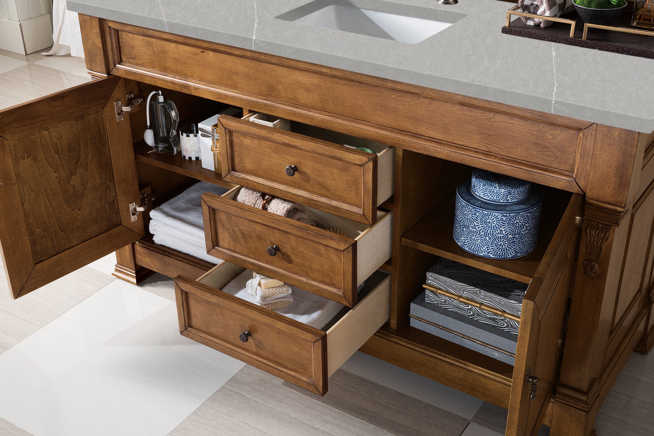 Brookfield 60 Inch Single Bathroom Vanity with Country Oak Finish & 3CM Eternal Serena Quartz Top - Perfect for Modern Farmhouse or Rustic Home Decor
