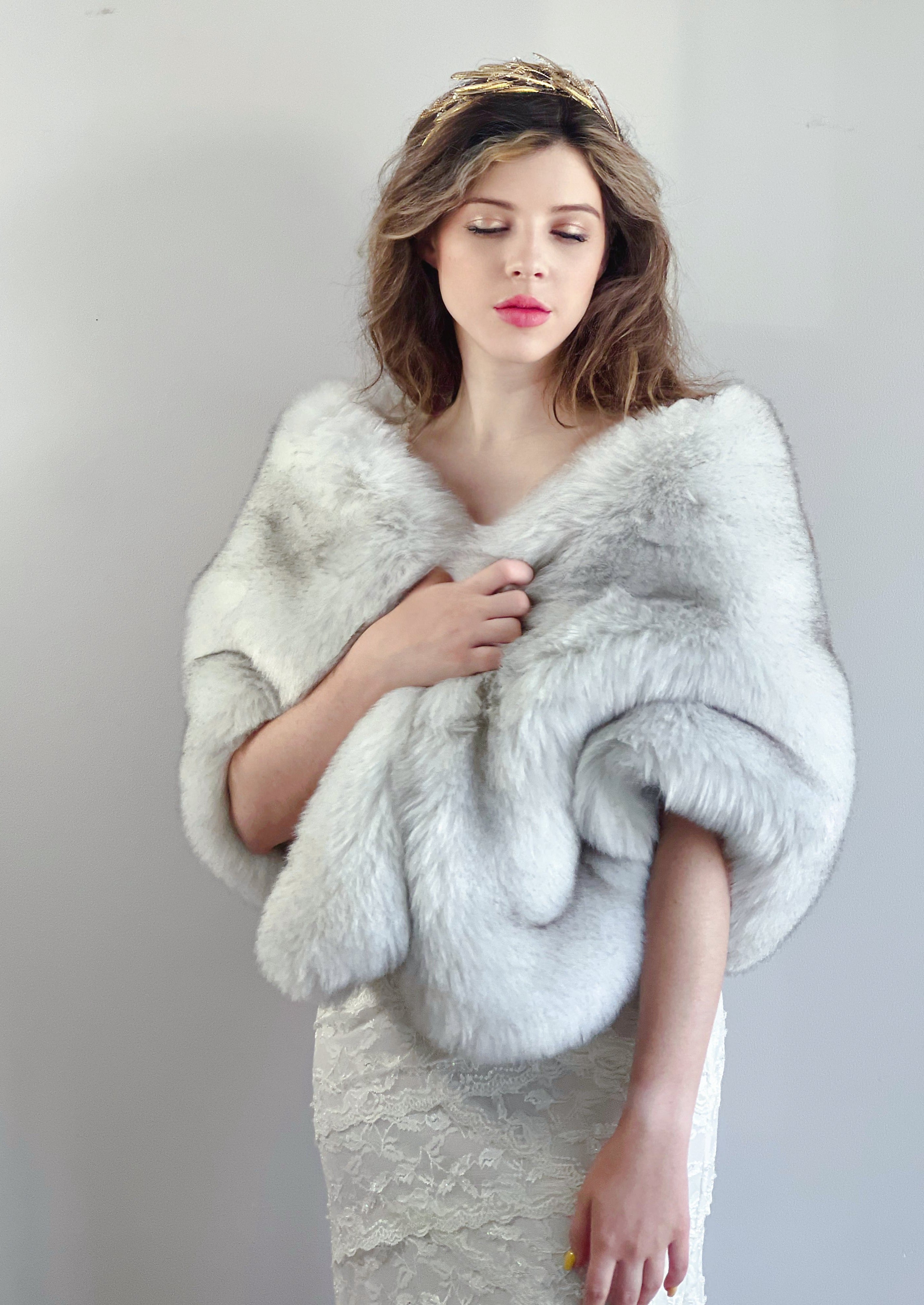 Light Grey Fur Shawl for Women - Soft & Warm Butterfly LGRY01 Wrap - Elegant Winter Fashion Accessory for Parties, Weddings & Evening Outfits