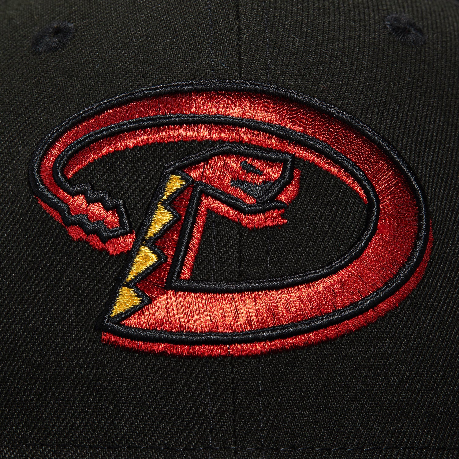 New Era 59Fifty MLB Arizona Diamondbacks 2001 World Series Patch Snapback Hat - Black & Red Candy Apple - Official Licensed Baseball Cap for Men & Women | Perfect for Games, Collecting & Streetwear Fashion