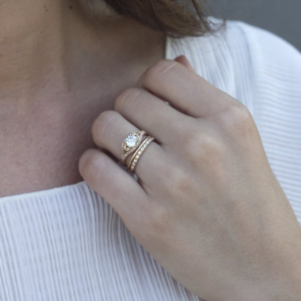 18K Rose Gold Single Stone Jane Band - Elegant Thin Stackable Ring for Women, Perfect for Everyday Wear, Wedding, Anniversary & Gift
