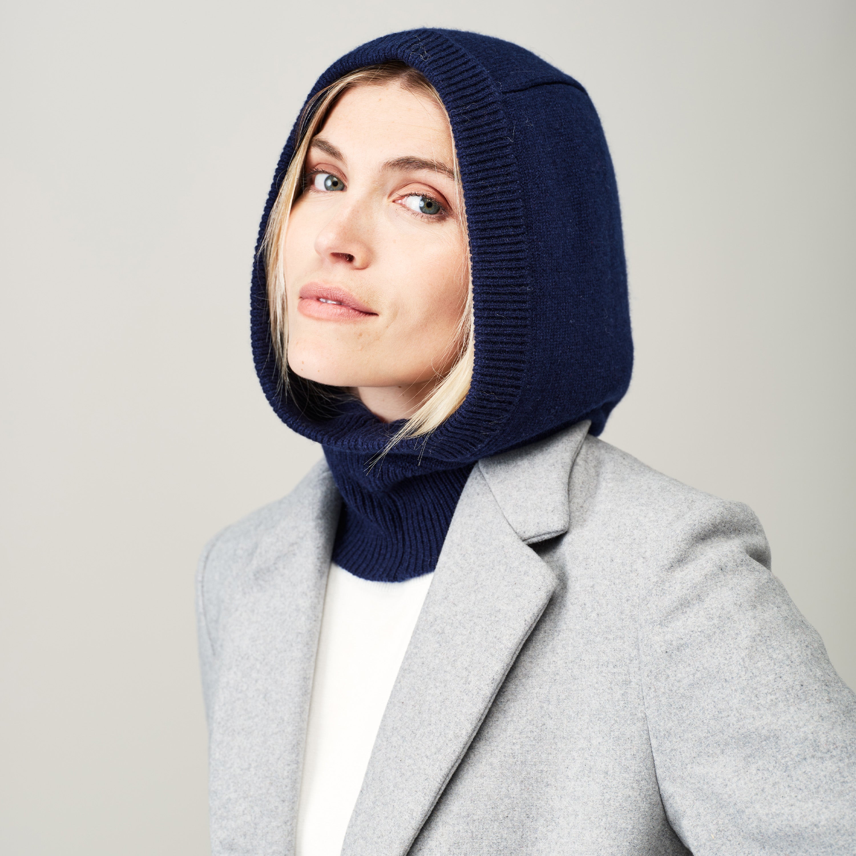 Premium Navy Blue Cashmere Hooded Sweater - Soft & Warm Winter Pullover for Men & Women | Cozy Lounge Wear & Outdoor Activities
