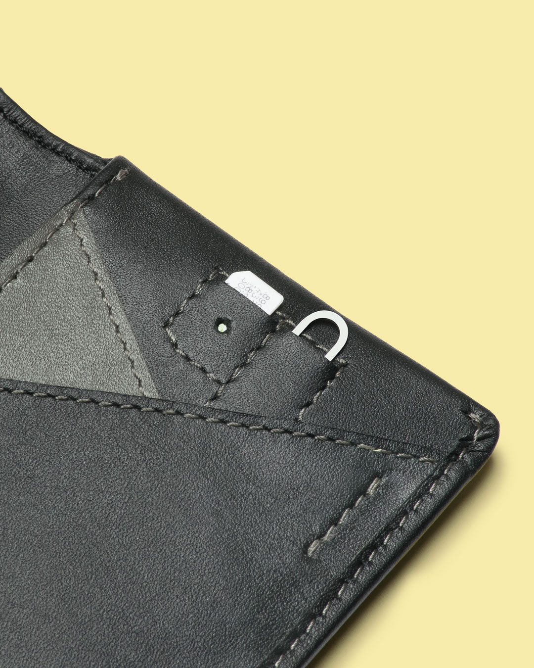 Premium RFID Blocking Gravity Bifold Wallet for Men - Slim Leather Money Clip & Card Holder - Perfect for Travel, Business & Everyday Use