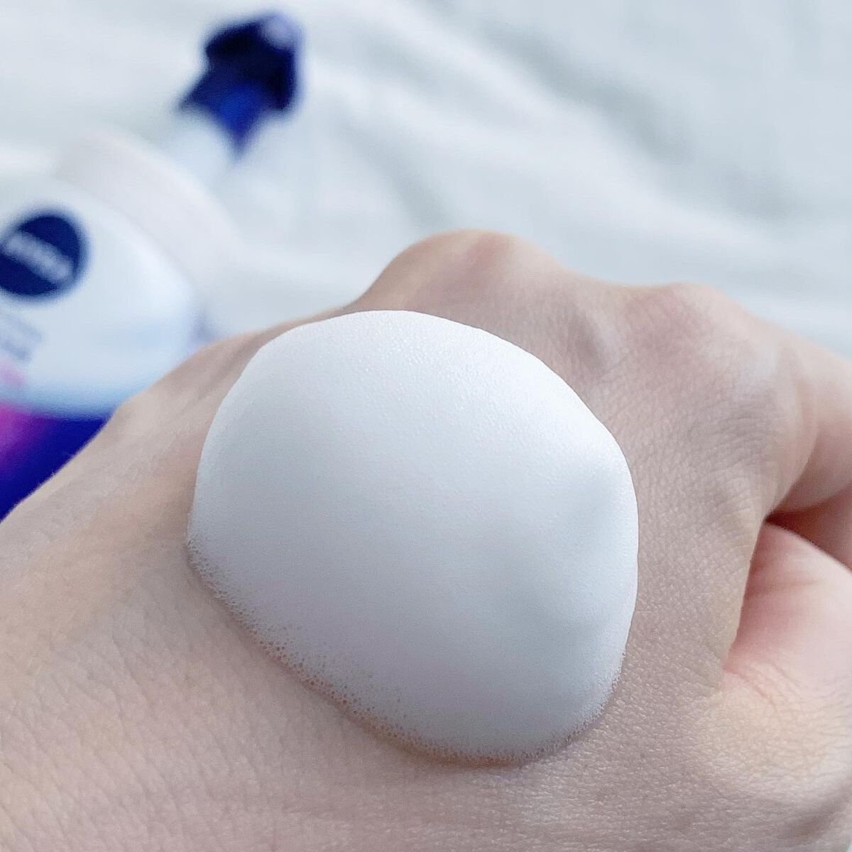 Nivea Japan Creme Care Skin Nourishing Gentle Foaming Cleanser 150ml - Hydrating Face Wash for Dry & Sensitive Skin - Perfect for Daily Skincare Routine & Travel