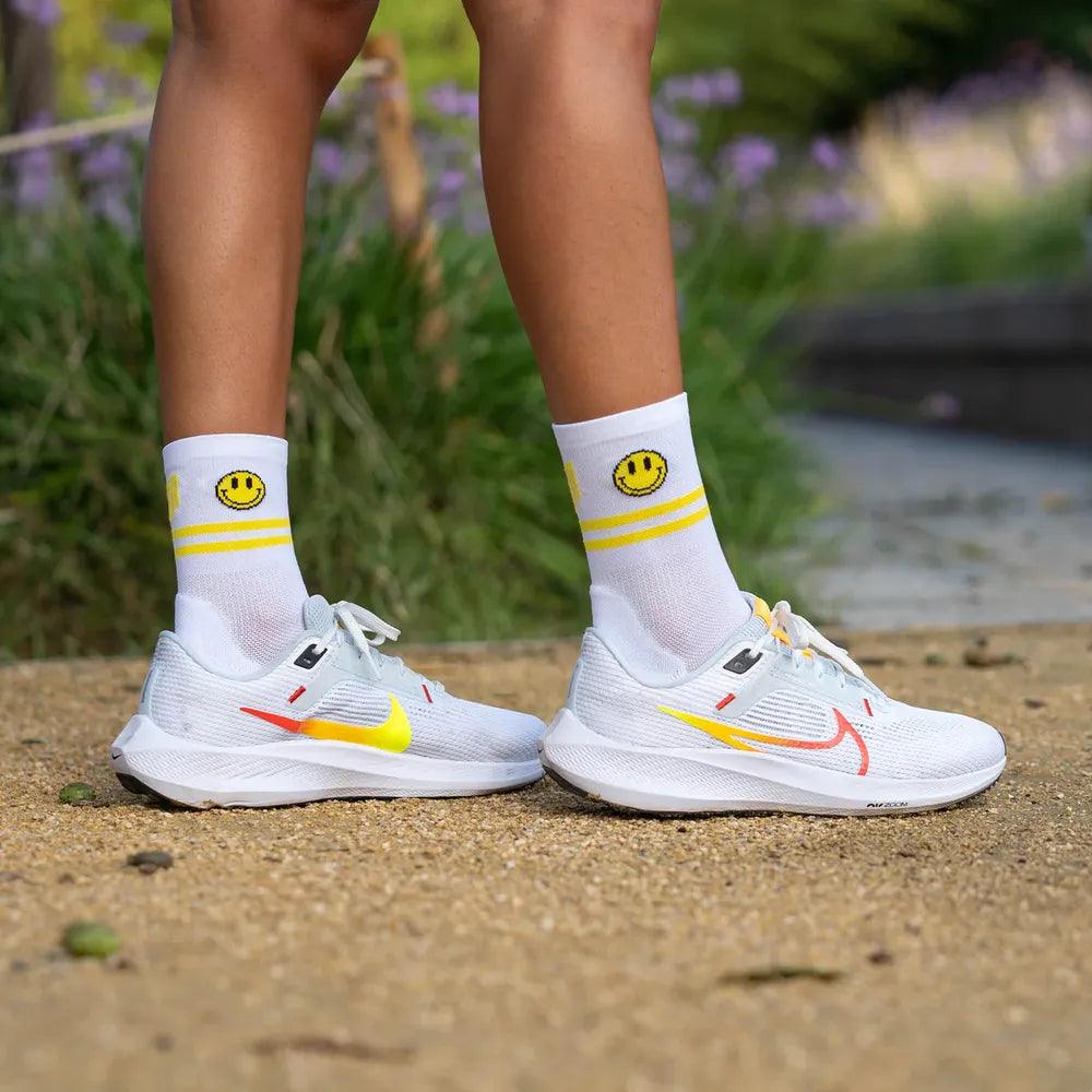 Happy Run Athletic Socks for Men & Women - Breathable Cushioned Running Socks (White) - Perfect for Jogging, Gym Workouts & Sports Activities