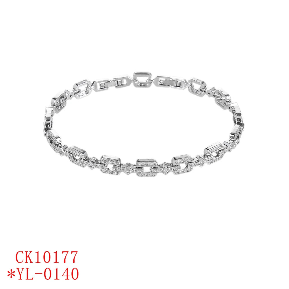 Elegant Cubic Zirconia Geometric Square Chain Link Bracelet for Women - Chic Party Jewelry Gift for Birthday, Anniversary & Special Occasions