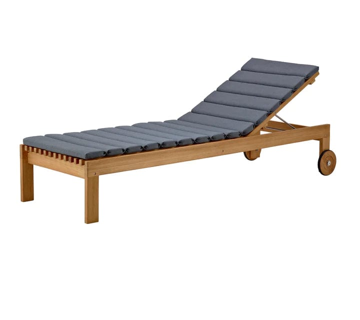 Premium Waterproof Sunbed Lounge Cushion - Ultra Comfortable Outdoor Chaise Pad for Poolside, Beach & Patio - UV Resistant & Quick Dry Design for Maximum Relaxation