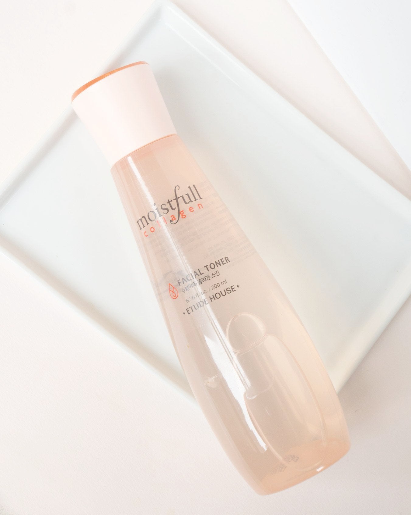 Moistfull Collagen Facial Toner for Hydrating & Firming Skin | Korean Skincare for Dry & Aging Skin | Daily Use for Glowing Complexion