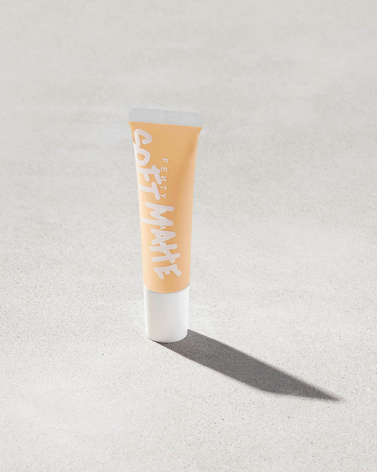 Pro Filt'r Soft Matte Longwear Foundation - #200 | Oil-Free, Full Coverage Makeup for All-Day Wear | Perfect for Oily Skin & Hot Weather