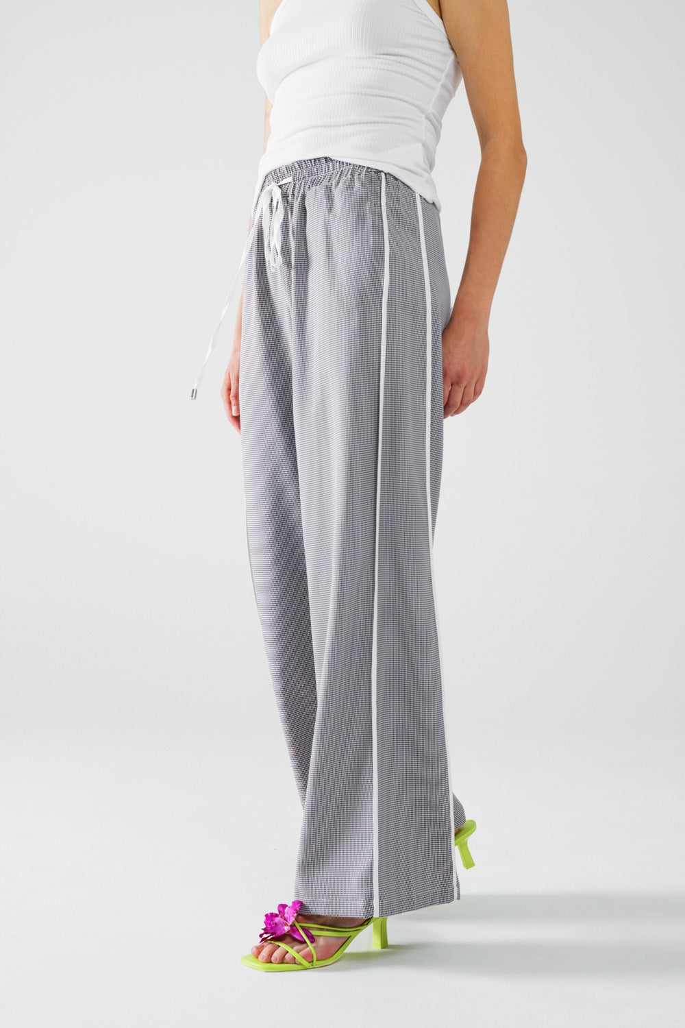Black and White Vichy Palazzo Pants with Drawstring Waist - Comfortable Wide Leg Trousers for Women, Perfect for Casual Wear, Office, and Summer Outfits