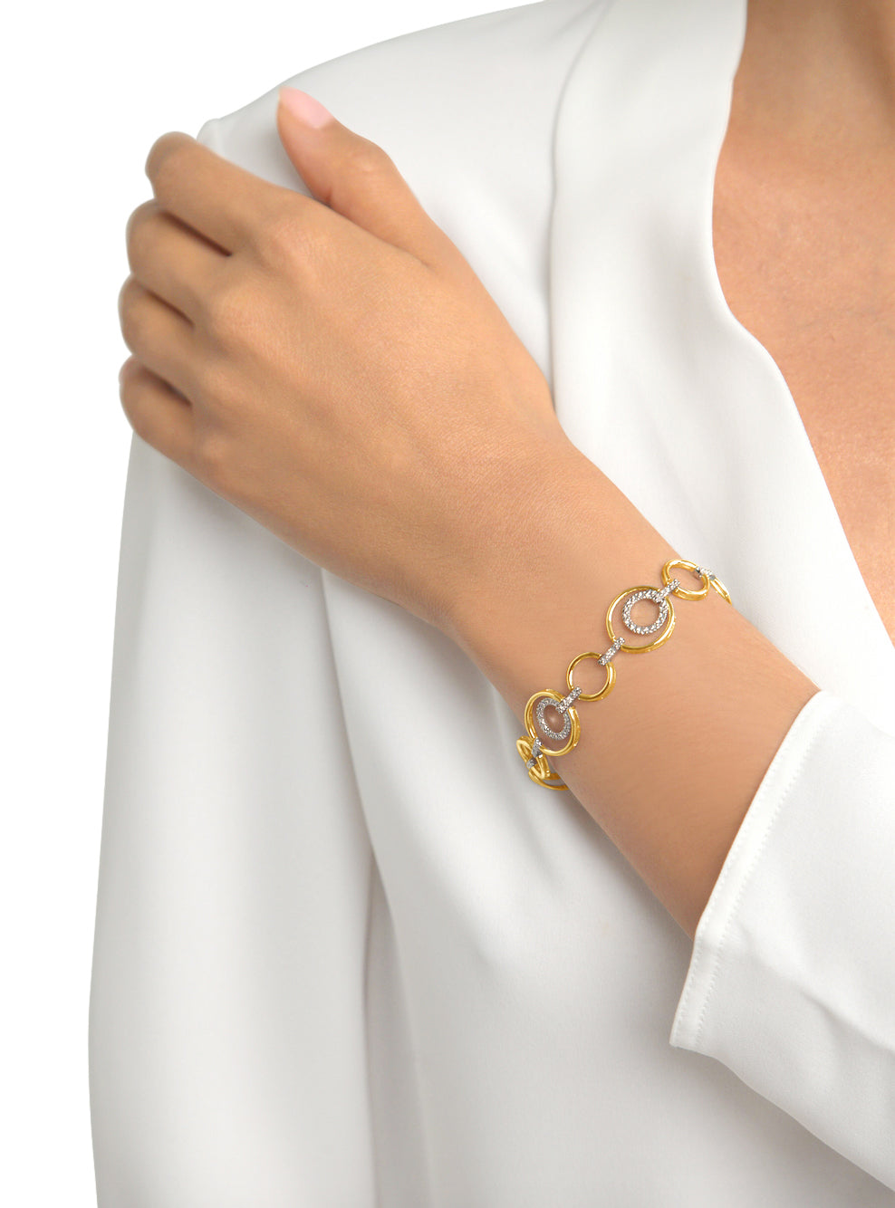 Elegant Two-Tone Circle 'n Circle Diamond Bracelet for Women - Perfect for Weddings, Parties & Special Occasions