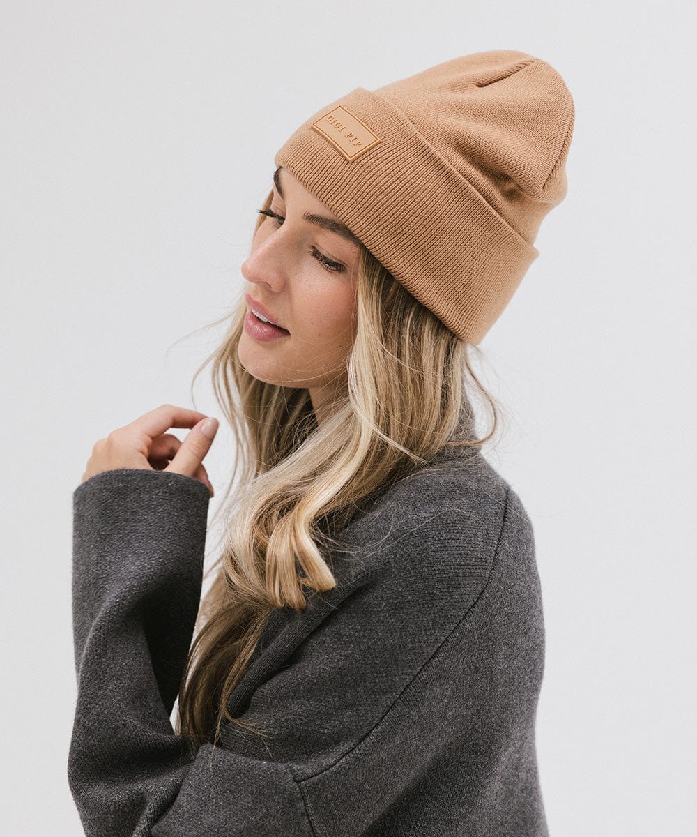 Stylish Pip Knit Beanie for Men & Women - Warm Winter Hat for Outdoor Activities, Hiking, and Casual Wear