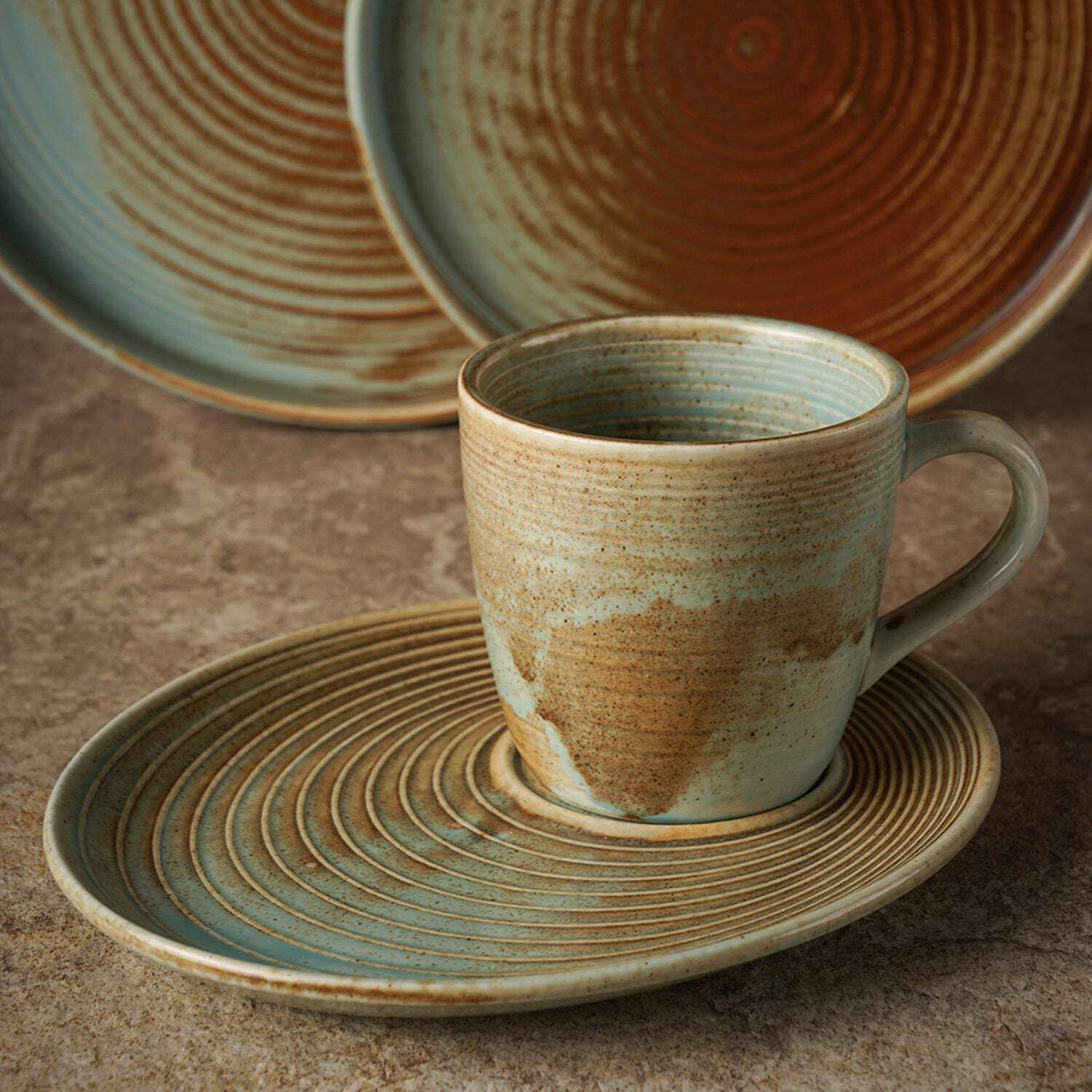 Coral Reactive Glaze 4-Piece Dinnerware Set for 1 - Elegant Stoneware Plates & Bowls for Everyday Dining, Perfect for Home, Restaurant, or Gift Giving