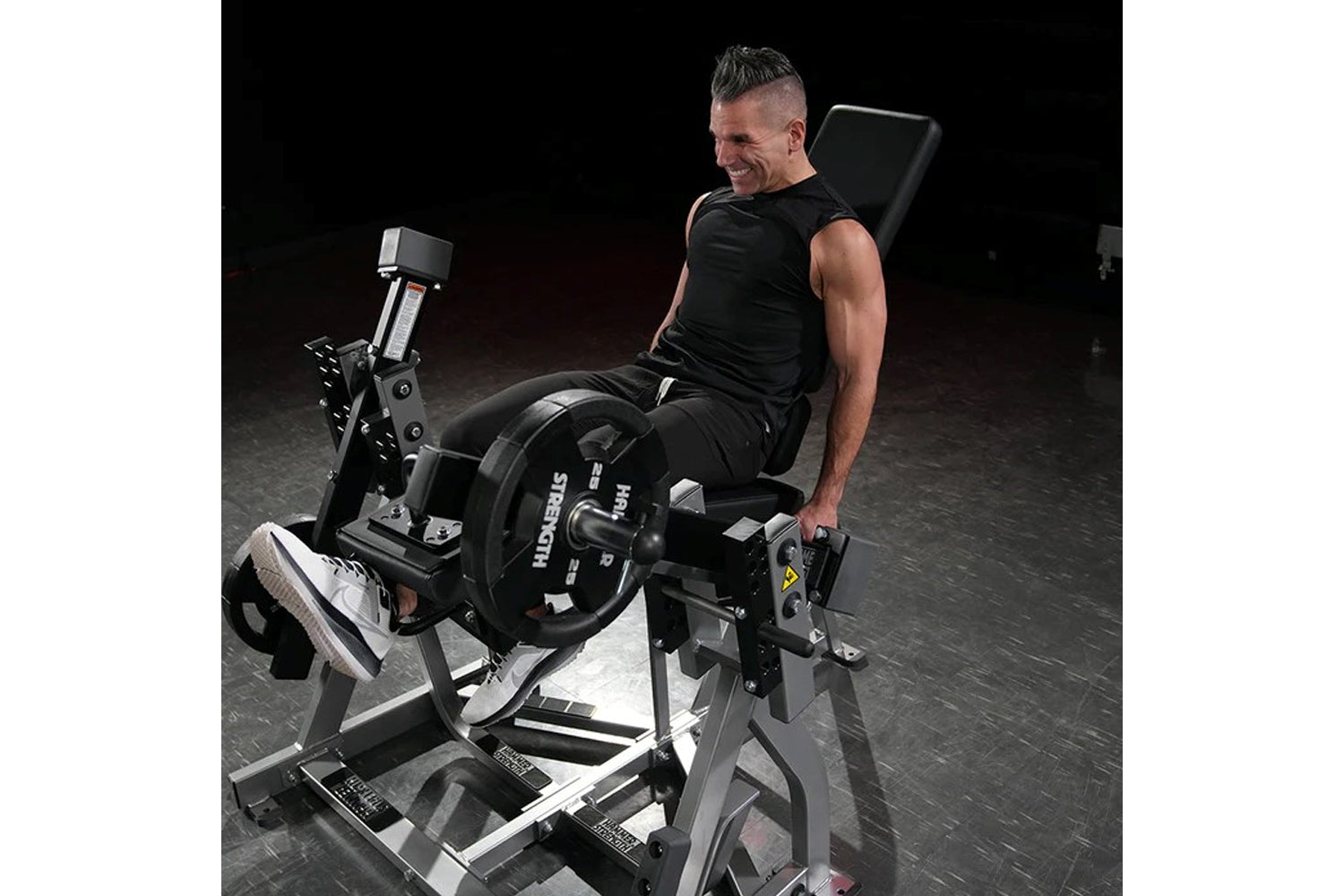 Hammer Strength Plate Loaded Iso-Lateral Leg Extension Machine - Professional Gym Equipment for Thigh & Quadriceps Workout - Perfect for Home & Commercial Fitness Centers