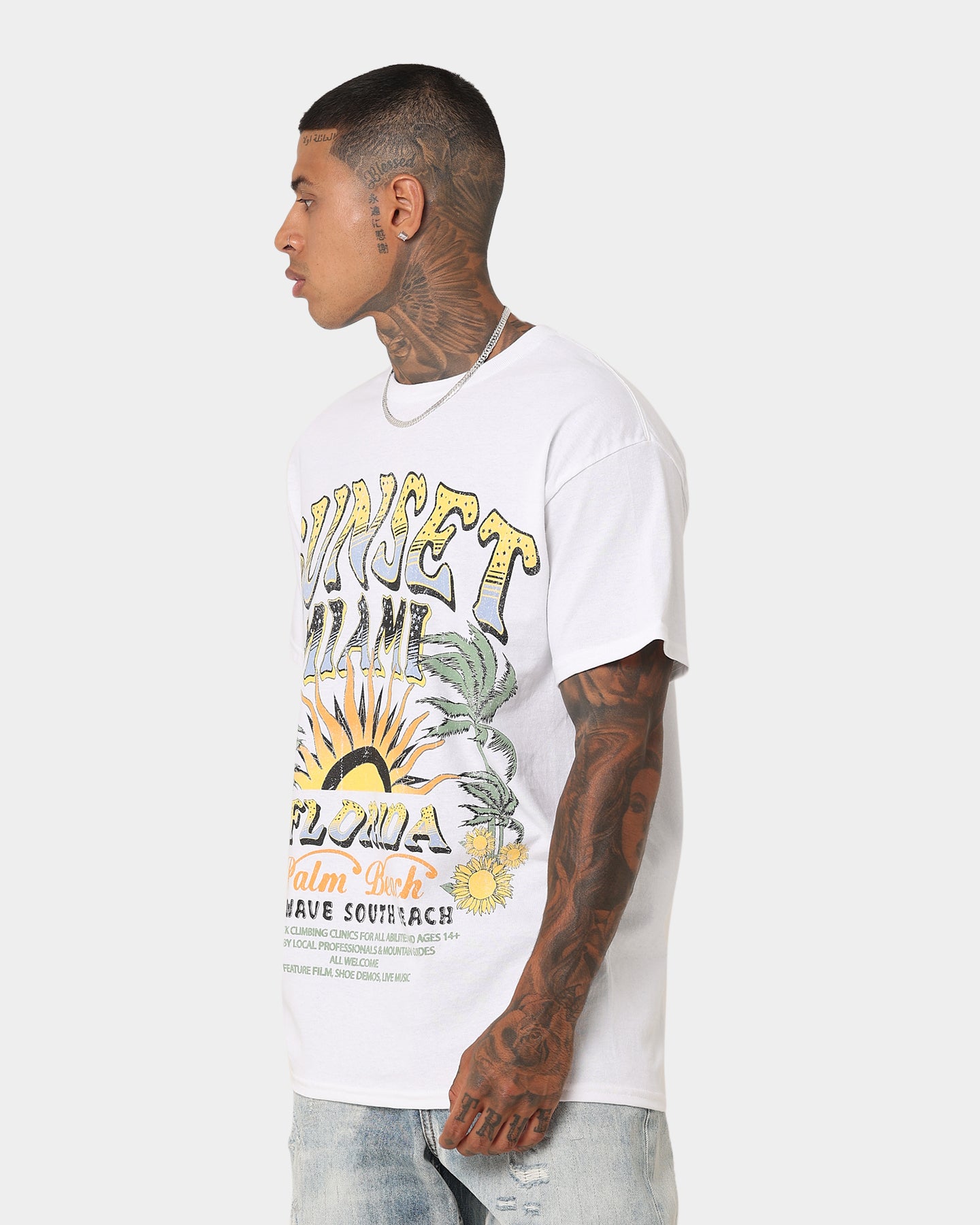 Vintage Miami Sunset Graphic T-Shirt - Retro American Thrift Style White Tee for Men & Women - Perfect for Beach, Travel, and Casual Outfits