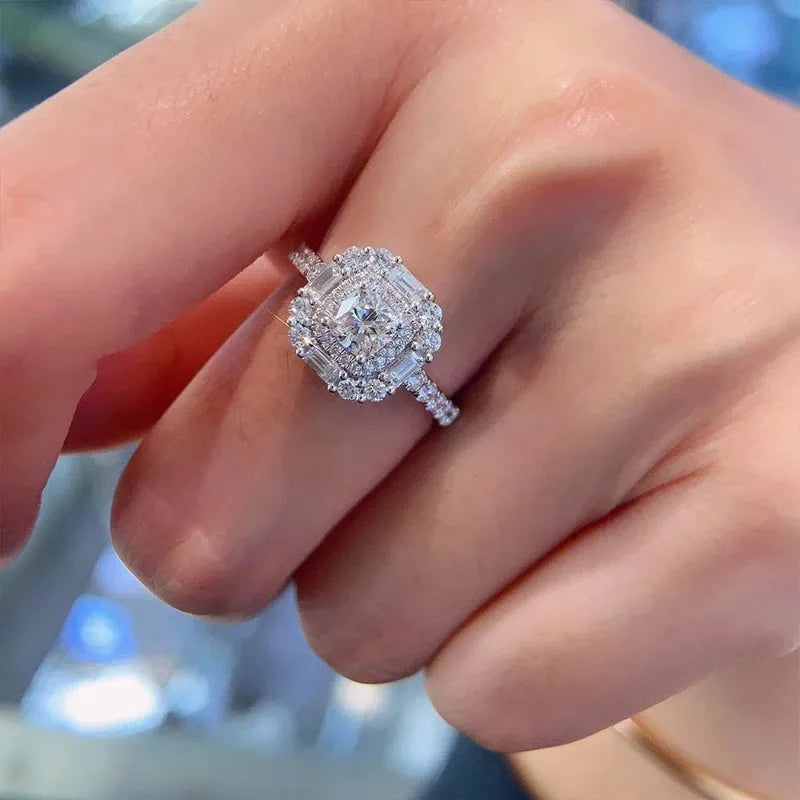 18K Solid Gold Square Engagement Ring with 1.20ct White Diamonds - Luxury Trendy Jewelry for Senior Parties, Anniversaries & Special Occasions