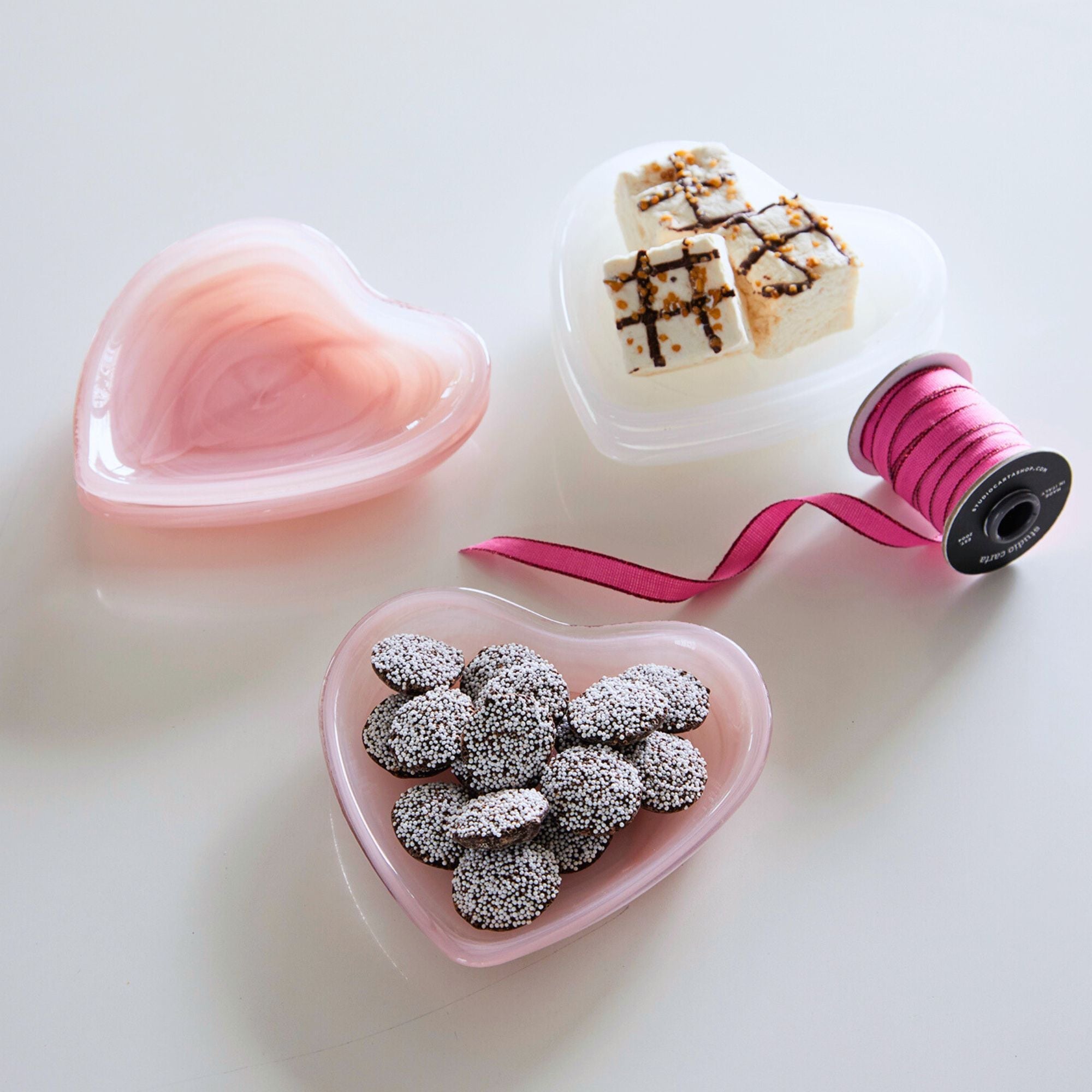 Alabaster Pink Heart Plate - Elegant Ceramic Dinnerware for Valentine's Day, Wedding & Romantic Dining | Perfect for Gifts, Home Decor & Special Occasions