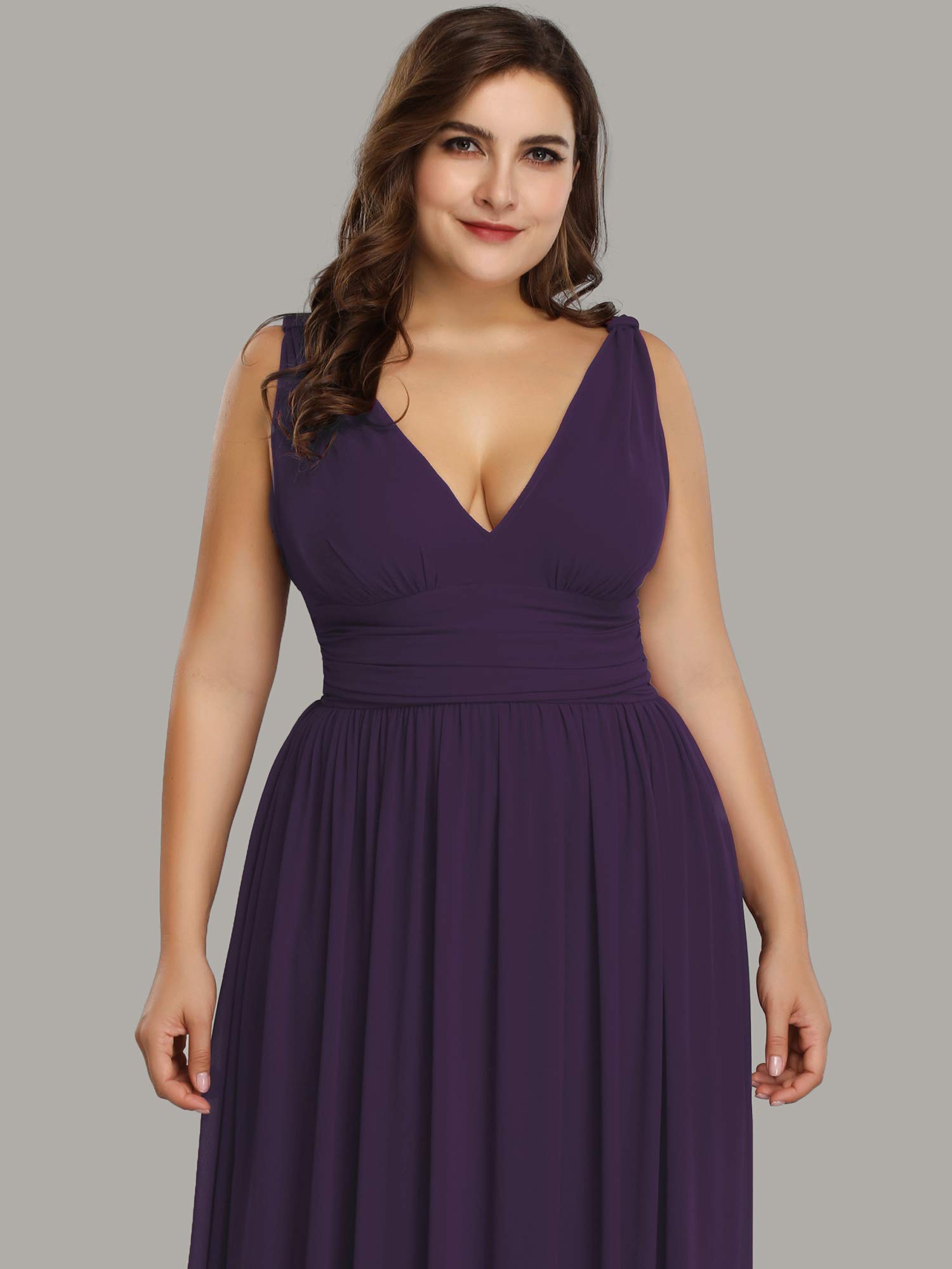 Ever-Pretty Women's Plus Size V-Neck Sleeveless Pleated Chiffon Maxi Dress - Formal Evening Gown & Bridesmaid Dress (Style 09016-DA) | Perfect for Weddings, Proms & Special Occasions
