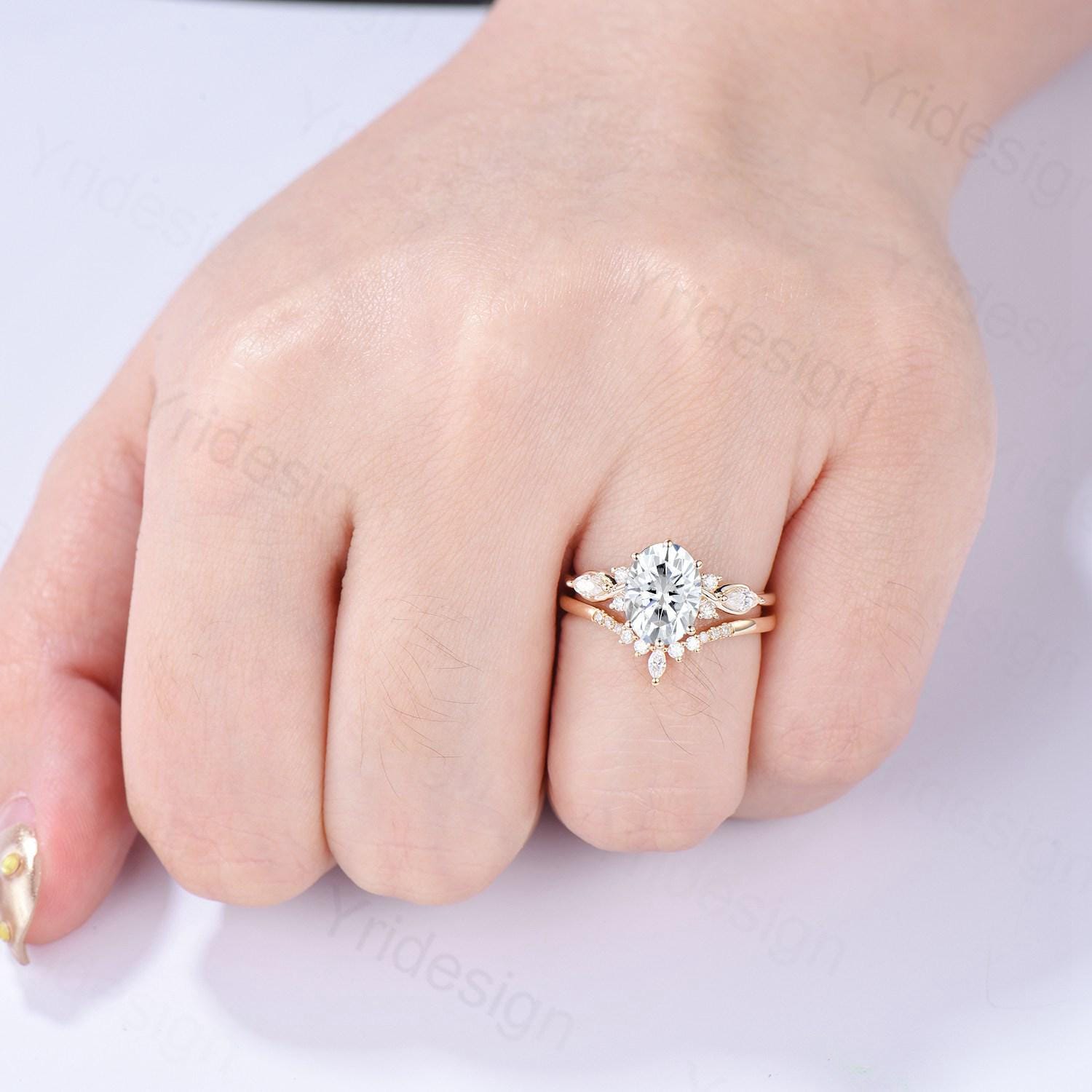 2 Carat Oval Cut Moissanite Engagement Ring Set in 14K Solid Yellow Gold, VS D Flawless Vintage Seven Stone Bridal Ring for Women - Perfect for Proposals, Weddings & Anniversary Gifts
