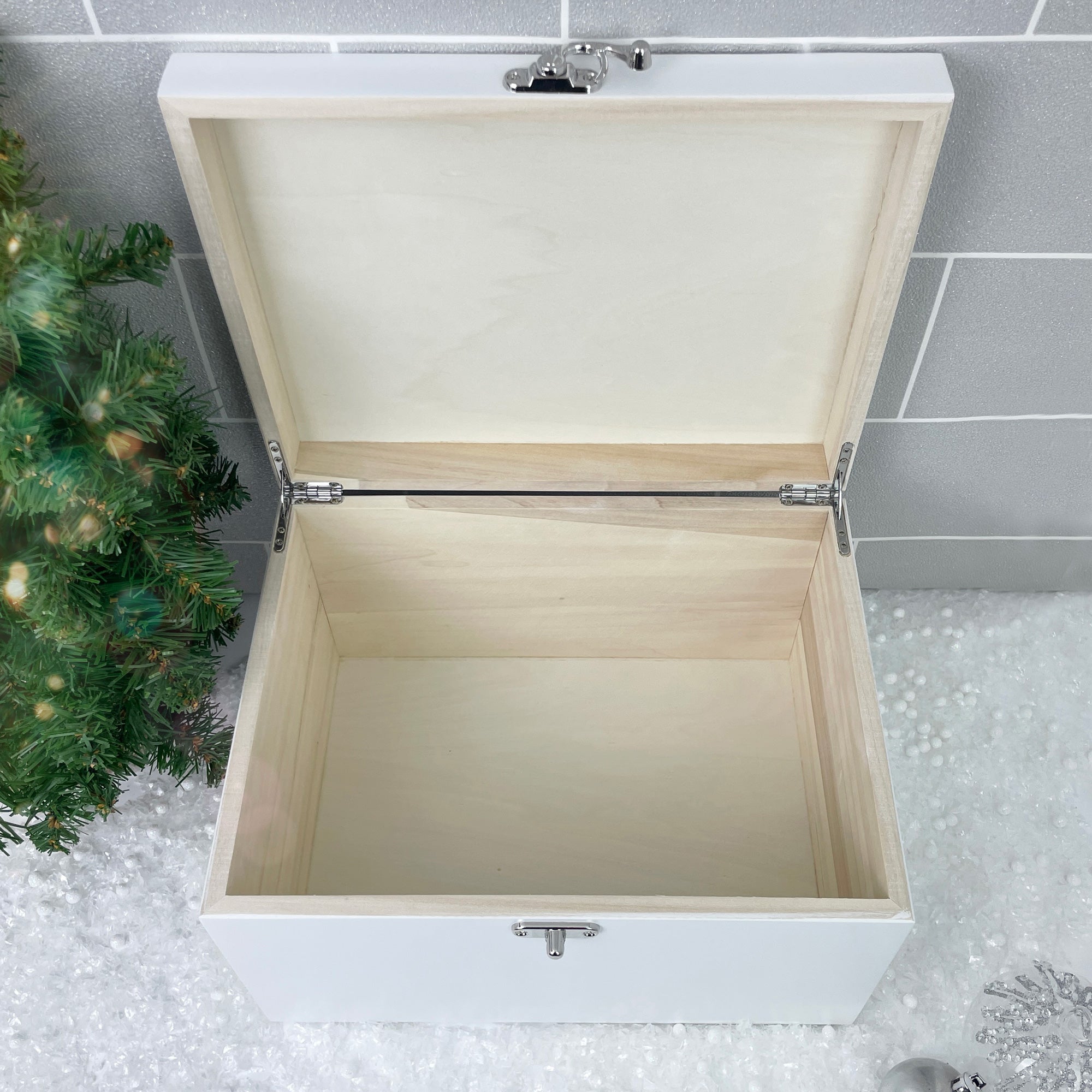 Personalized White Wooden Christmas Eve Box for Couples - 3 Sizes (22cm, 27cm, 30cm) - Perfect Gift for Anniversary, Wedding & Romantic Holidays