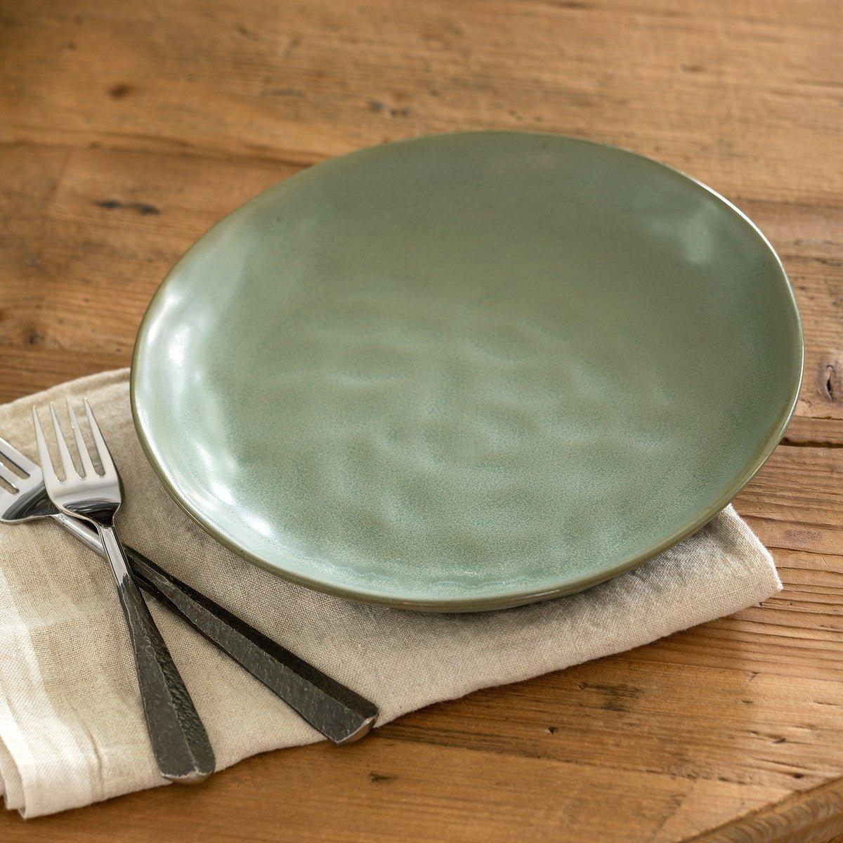 Premium Clara Glazed Dinnerware Set - 16-Piece Porcelain Tableware for Everyday Dining & Entertaining | Elegant Dinner Plates, Bowls, Mugs & Serving Dishes | Perfect for Family Meals, Dinner Parties & Special Occasions