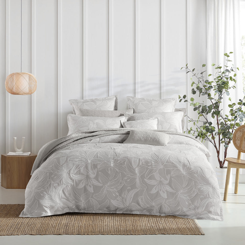 Grace Dove Quilt Cover Set | Super King Size Luxury Bedding | Soft & Breathable Cotton Duvet Cover | Perfect for Master Bedroom, Guest Room & Hotel Decor