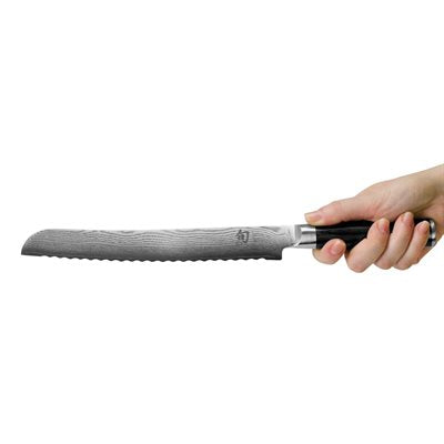 Shun Classic 9-Inch Bread Knife - Premium Japanese Stainless Steel Blade for Slicing Bread, Cakes & Pastries - Perfect for Home Bakers & Professional Chefs