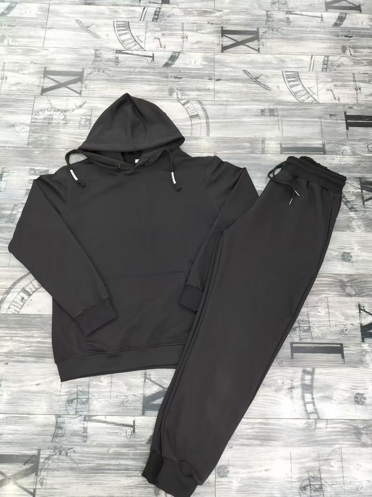 Men's 2-Piece Sports Casual Suit - Comfortable & Stylish Active Wear for Gym, Workout, and Everyday Use