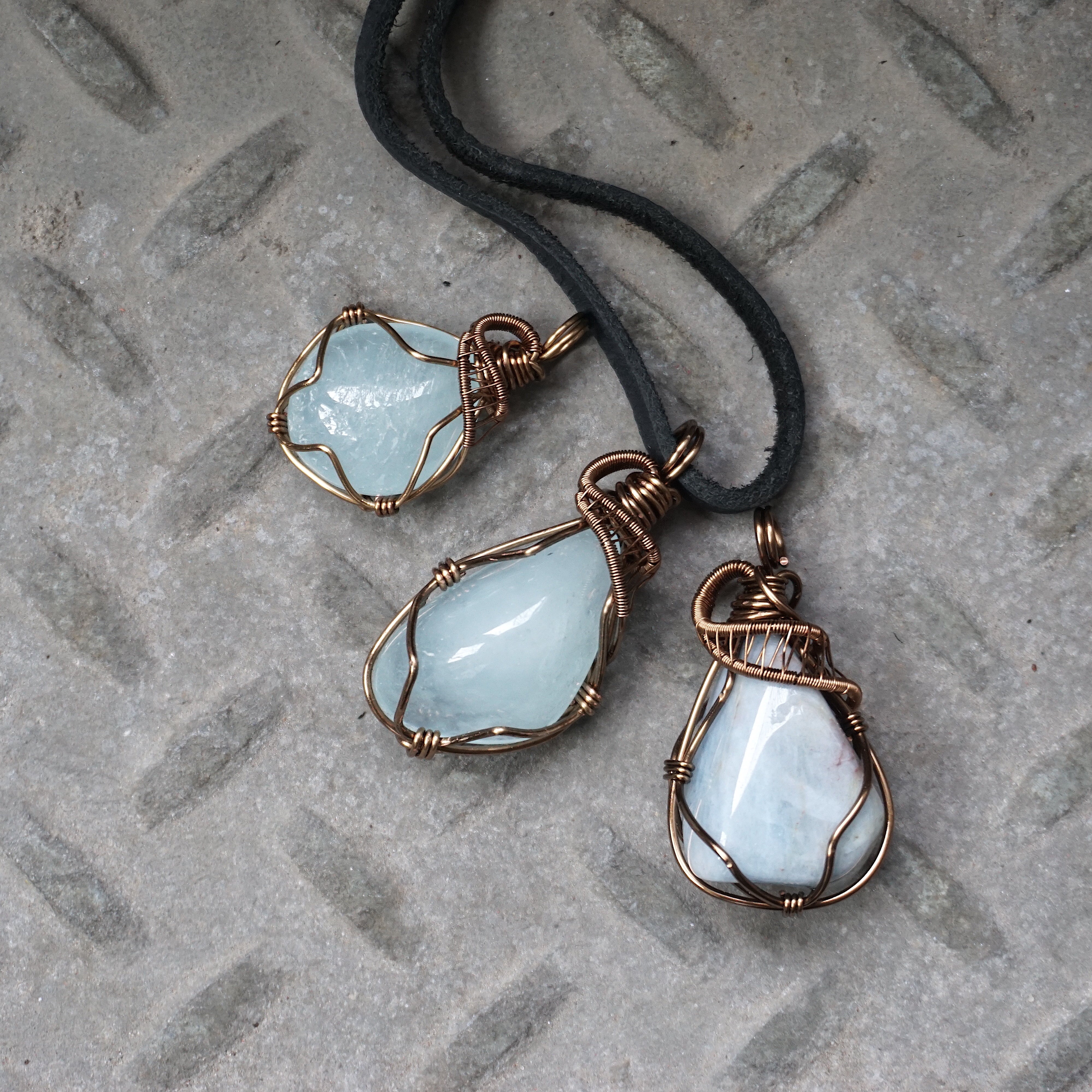 Vintage Raw Aquamarine Pendant Necklace for Men - Antique Bronze Chain Jewelry - Perfect for Gifts, Weddings & Special Occasions