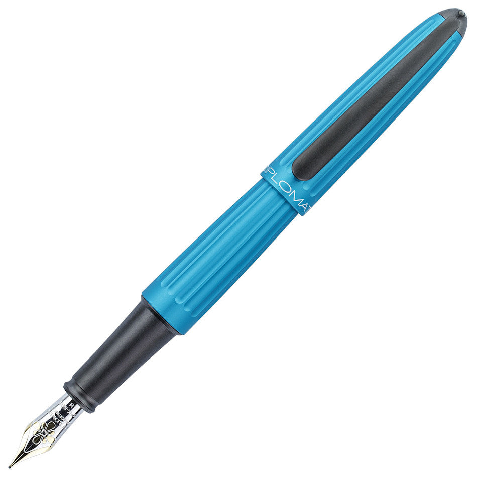 Diplomat Aero Fountain Pen with 14K Gold Nib - Premium Turquoise Blue Writing Instrument for Professionals & Collectors - Perfect for Business Signatures, Journaling & Gift Giving
